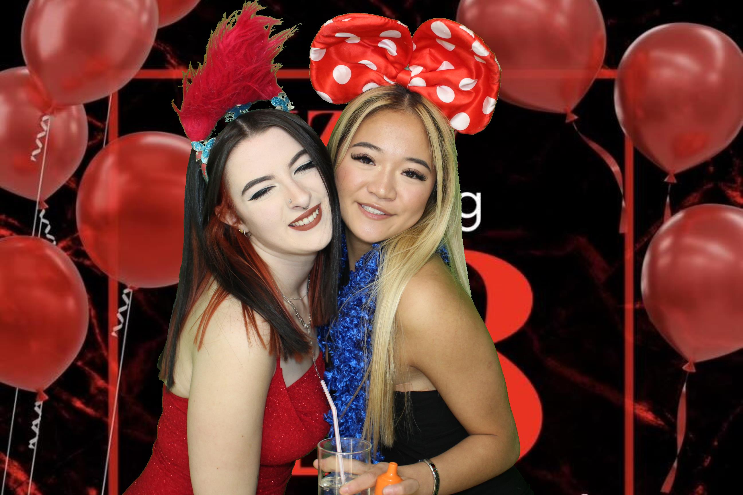 Izzy's 18th Birthday | View more photos from the event at gallery.omegaphotobooths.co.uk/u/Omega-Photobooths/Izzys-18th-Birthday