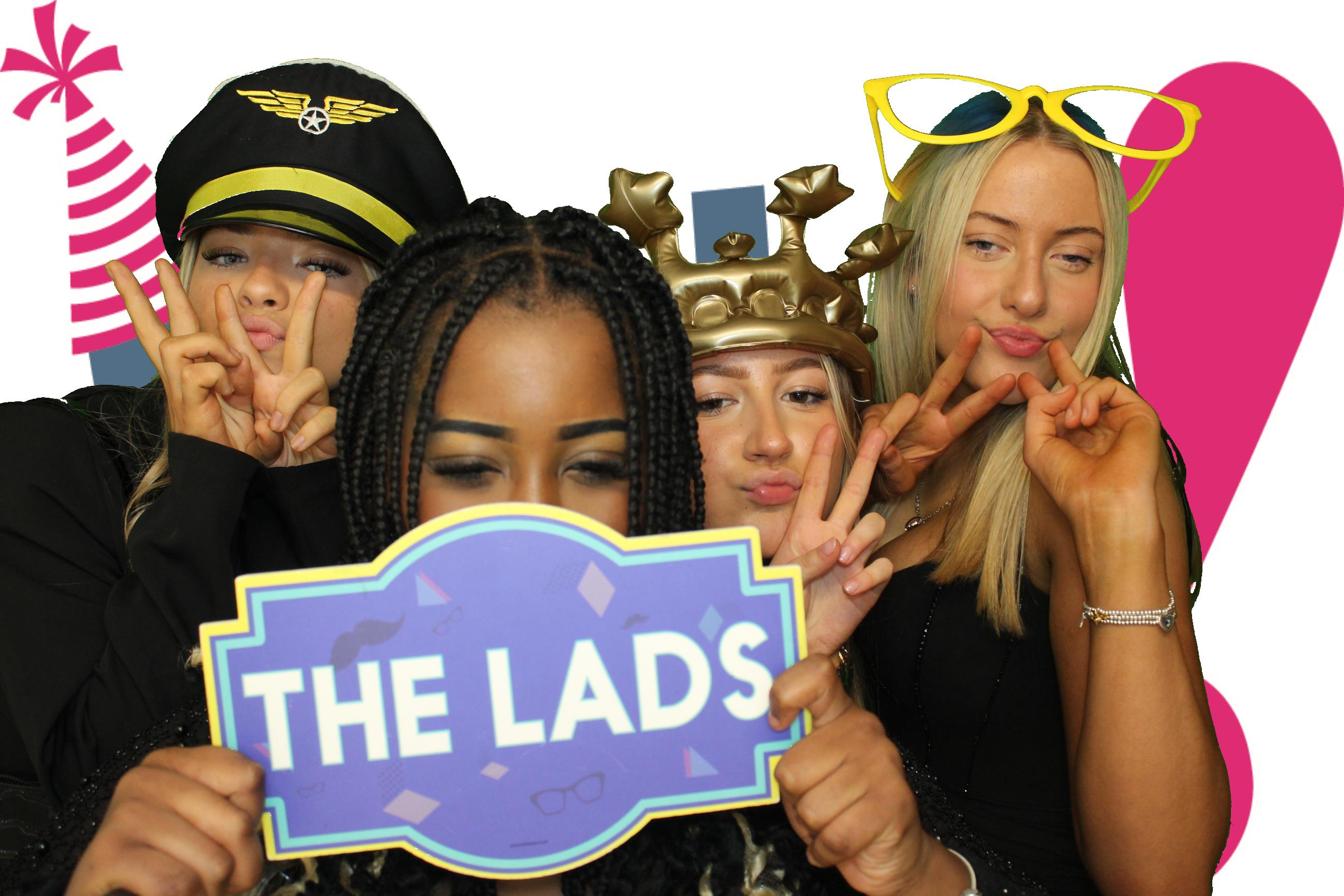 Izzy's 18th Birthday | View more photos from the event at gallery.omegaphotobooths.co.uk/u/Omega-Photobooths/Izzys-18th-Birthday