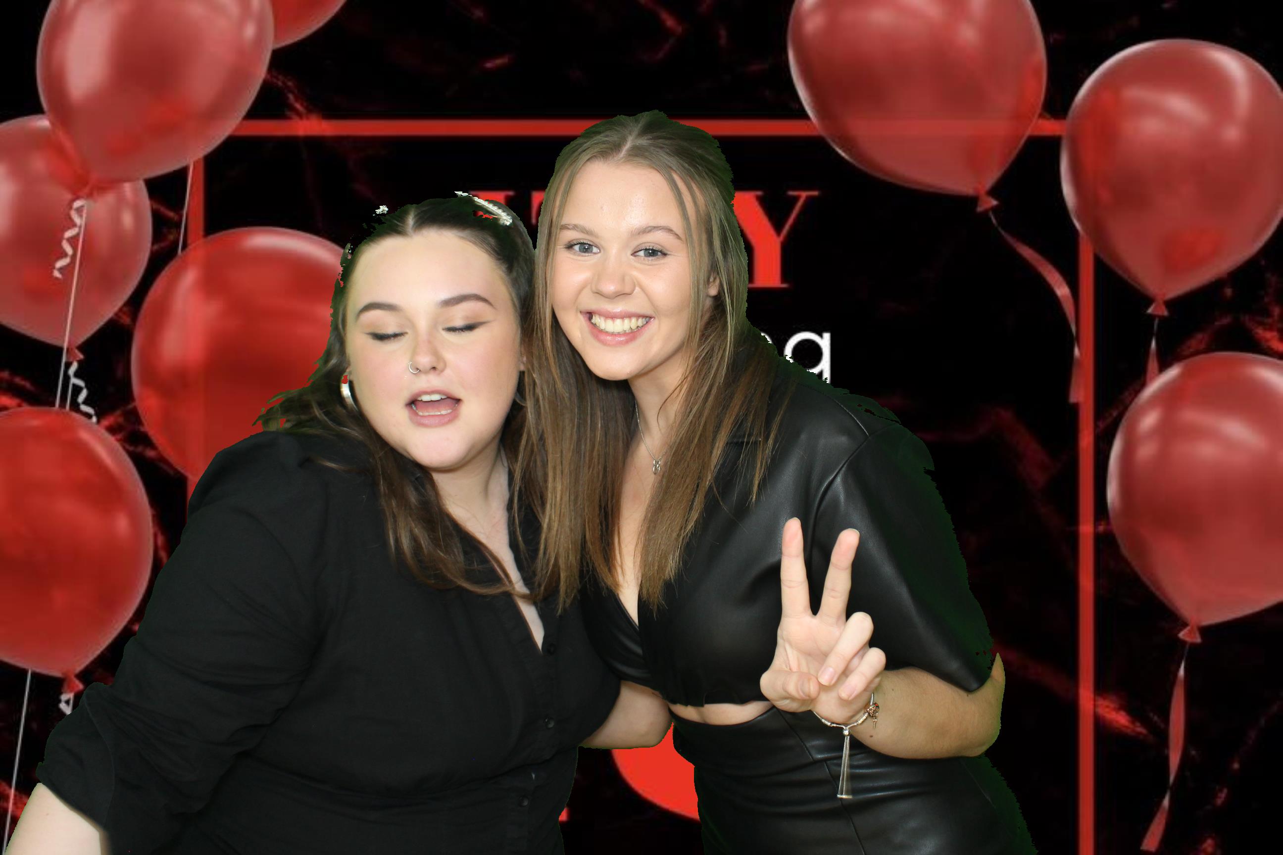 Izzy's 18th Birthday | View more photos from the event at gallery.omegaphotobooths.co.uk/u/Omega-Photobooths/Izzys-18th-Birthday