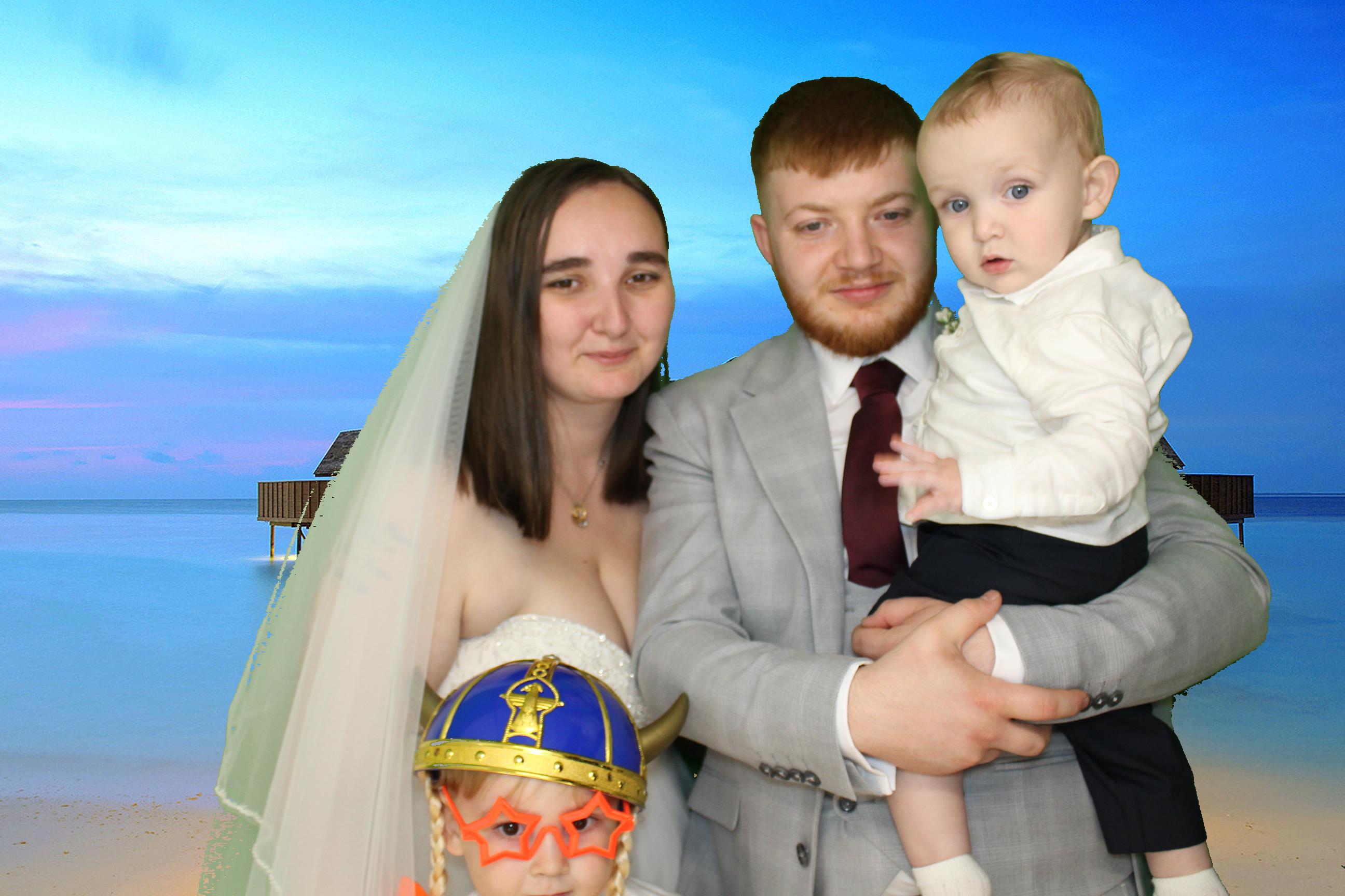 Josh & Mercedes Wedding | View more photos from the event at gallery.omegaphotobooths.co.uk/u/Omega-Photobooths/Josh-Mercedes-Wedding