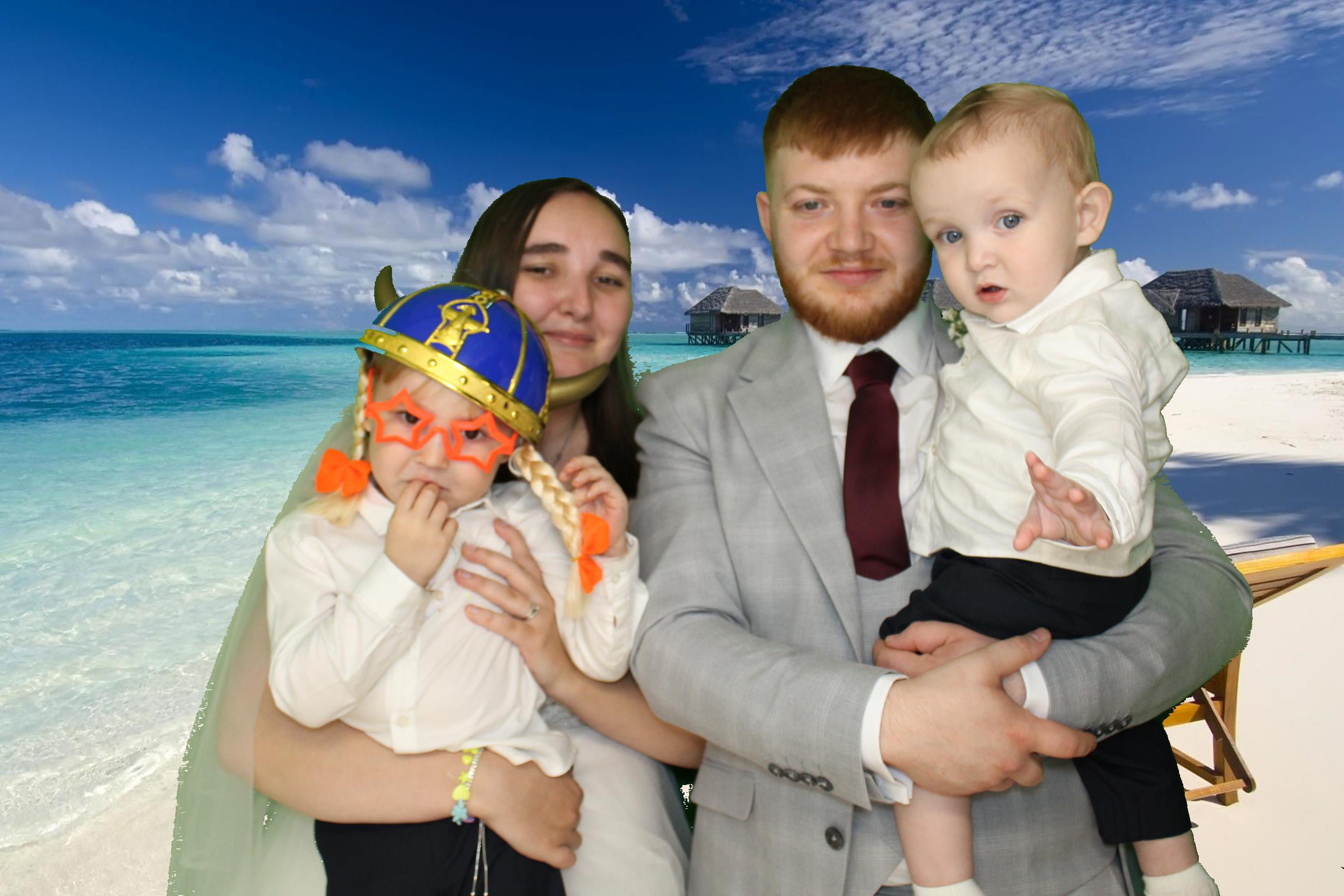 Josh & Mercedes Wedding | View more photos from the event at gallery.omegaphotobooths.co.uk/u/Omega-Photobooths/Josh-Mercedes-Wedding