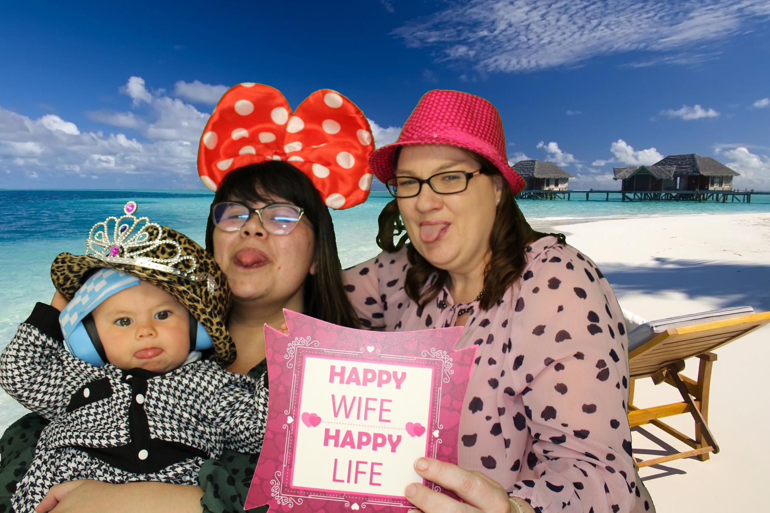 Josh & Mercedes Wedding | View more photos from the event at gallery.omegaphotobooths.co.uk/u/Omega-Photobooths/Josh-Mercedes-Wedding