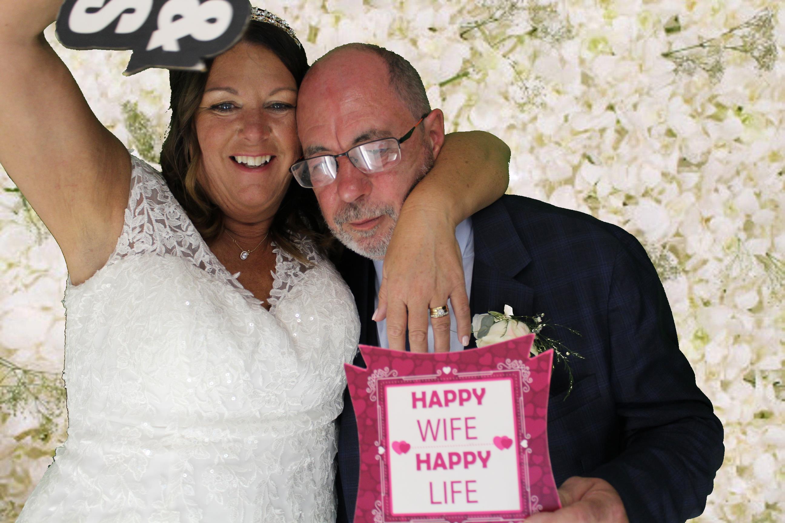 Kim & Dom's Wedding | View more photos from the event at gallery.omegaphotobooths.co.uk/u/Omega-Photobooths/Kim-Doms-Wedding
