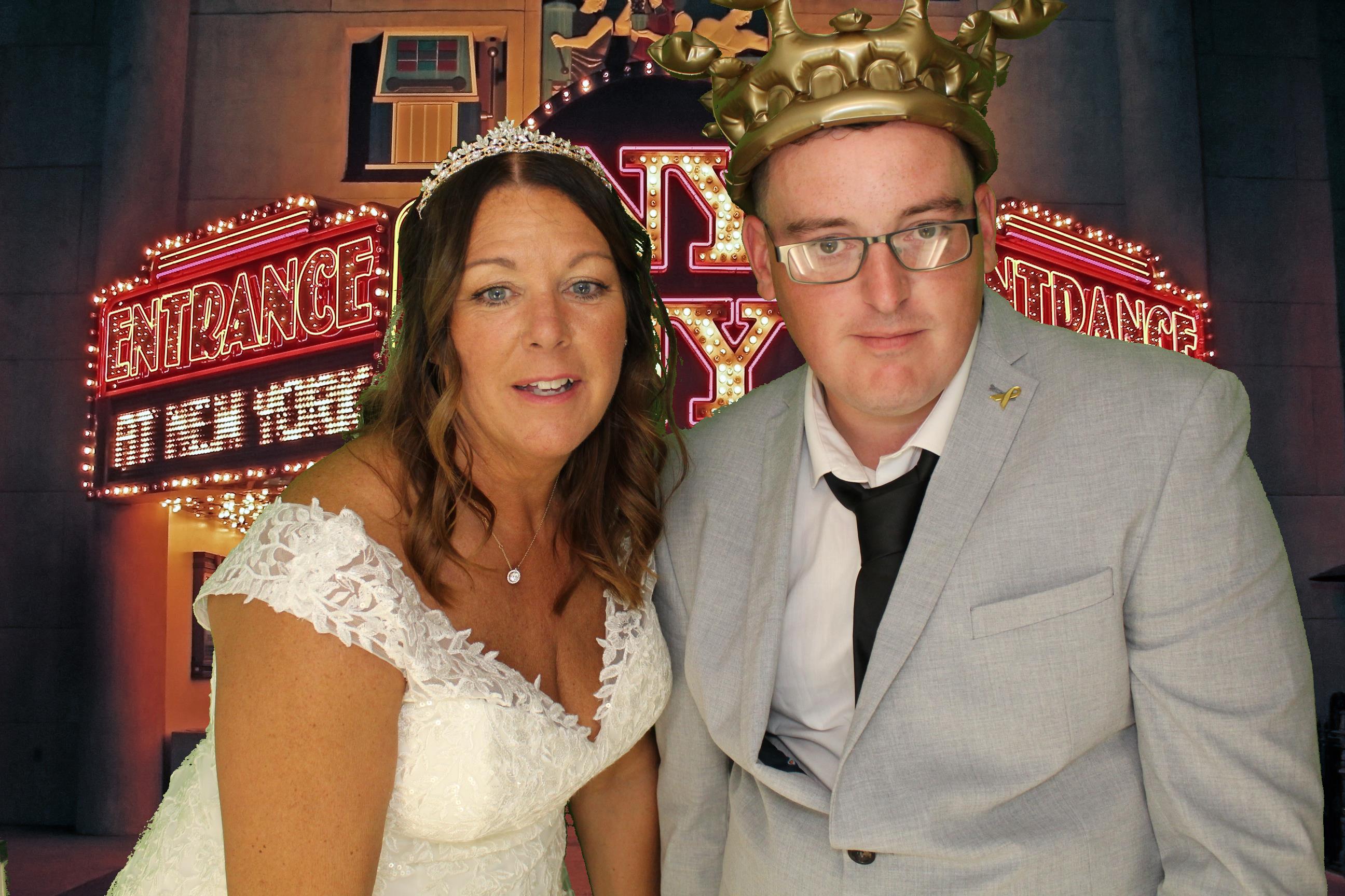 Kim & Dom's Wedding | View more photos from the event at gallery.omegaphotobooths.co.uk/u/Omega-Photobooths/Kim-Doms-Wedding