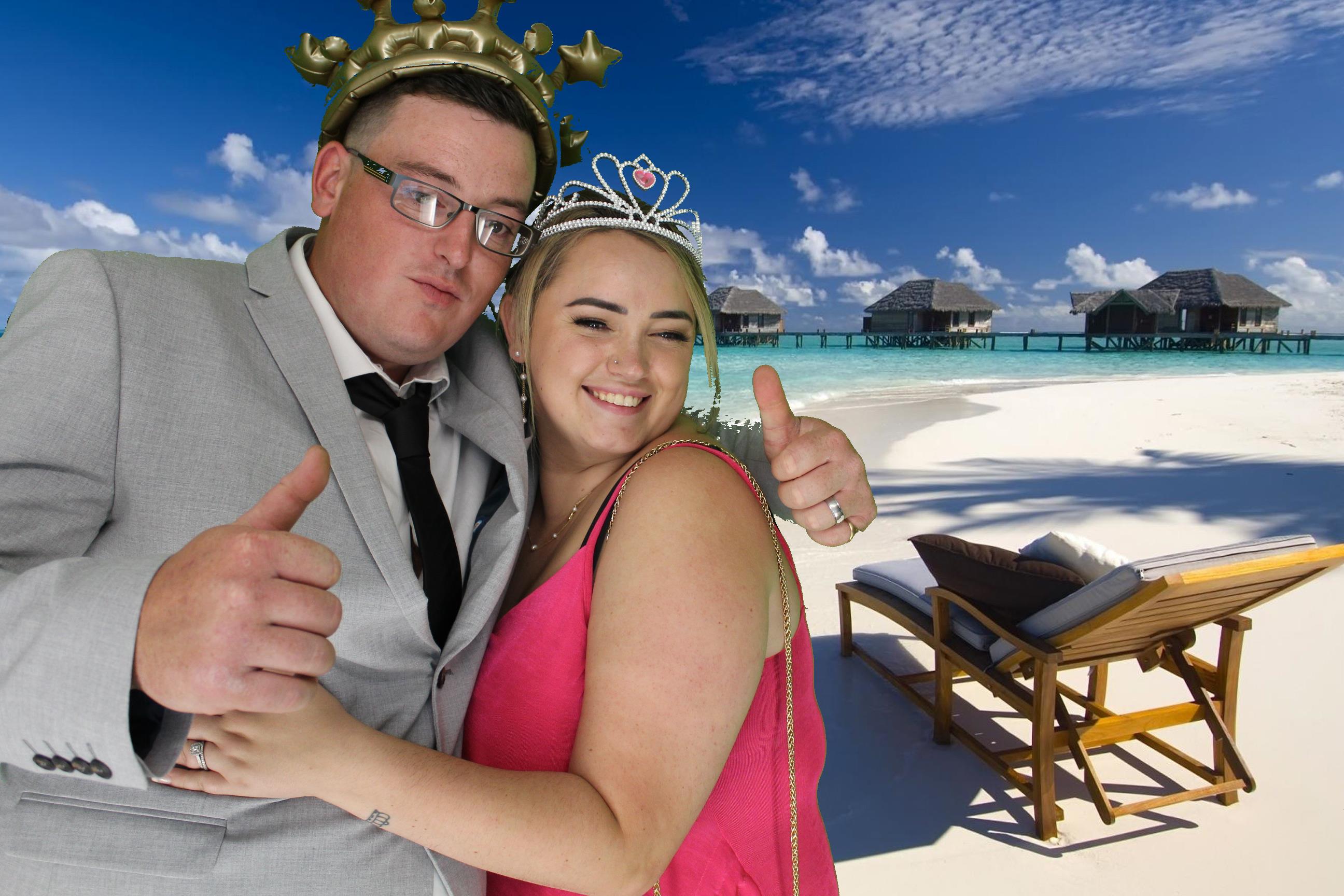 Kim & Dom's Wedding | View more photos from the event at gallery.omegaphotobooths.co.uk/u/Omega-Photobooths/Kim-Doms-Wedding