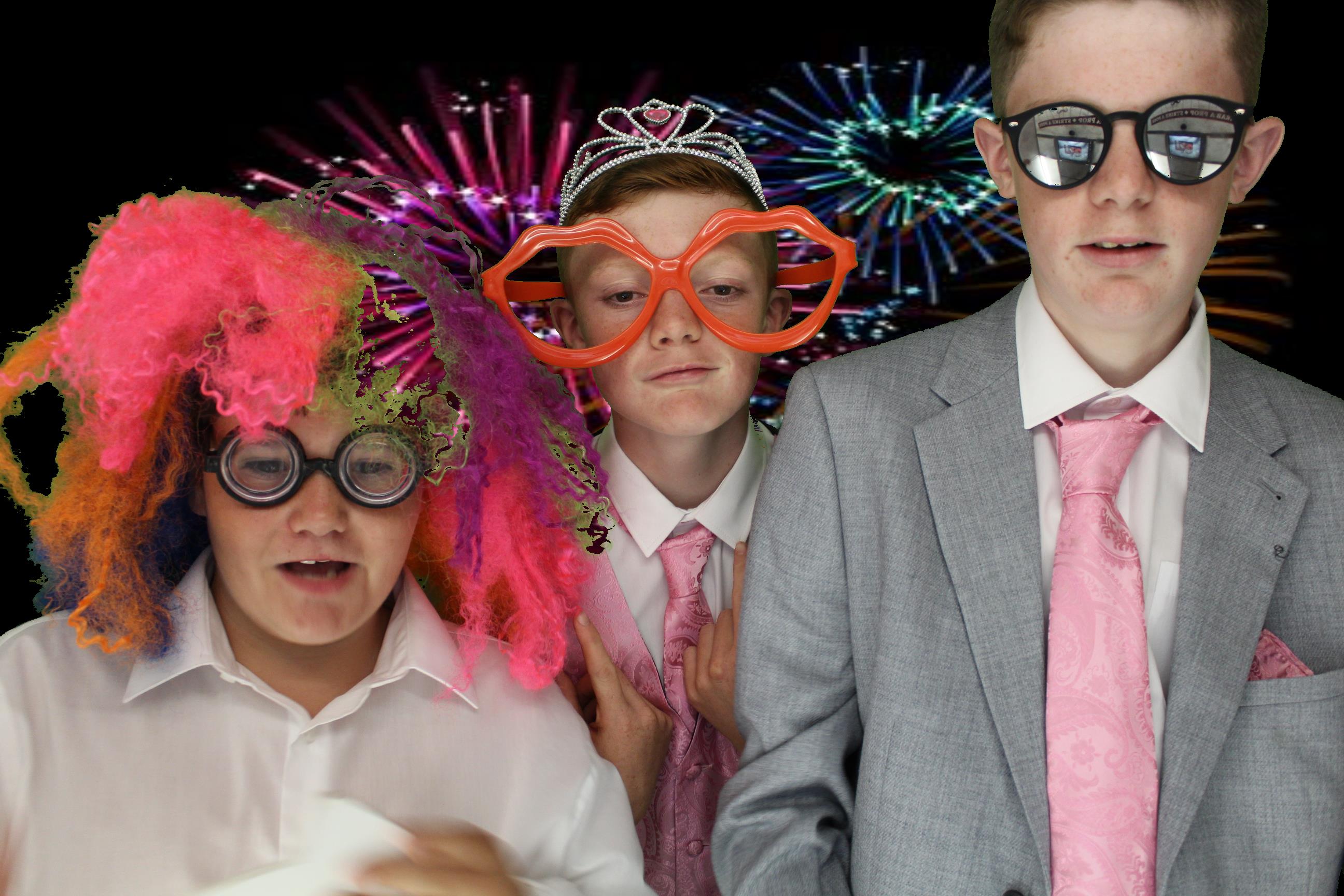 Kim & Dom's Wedding | View more photos from the event at gallery.omegaphotobooths.co.uk/u/Omega-Photobooths/Kim-Doms-Wedding