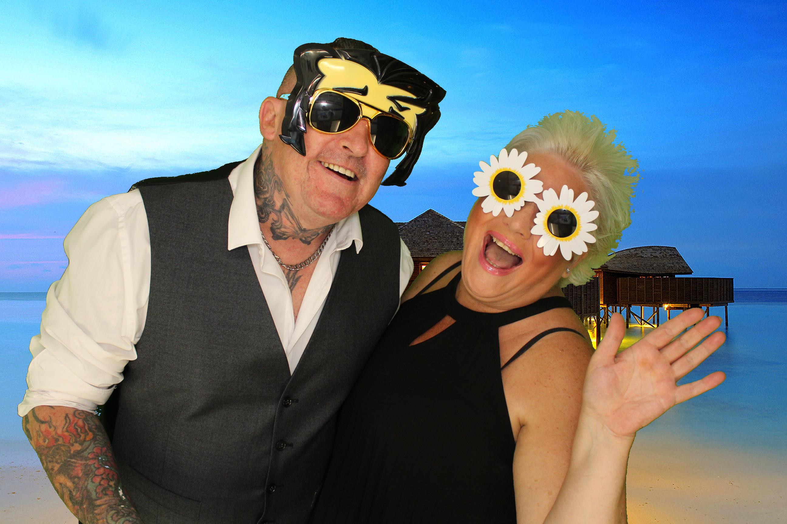 Kim & Dom's Wedding | View more photos from the event at gallery.omegaphotobooths.co.uk/u/Omega-Photobooths/Kim-Doms-Wedding