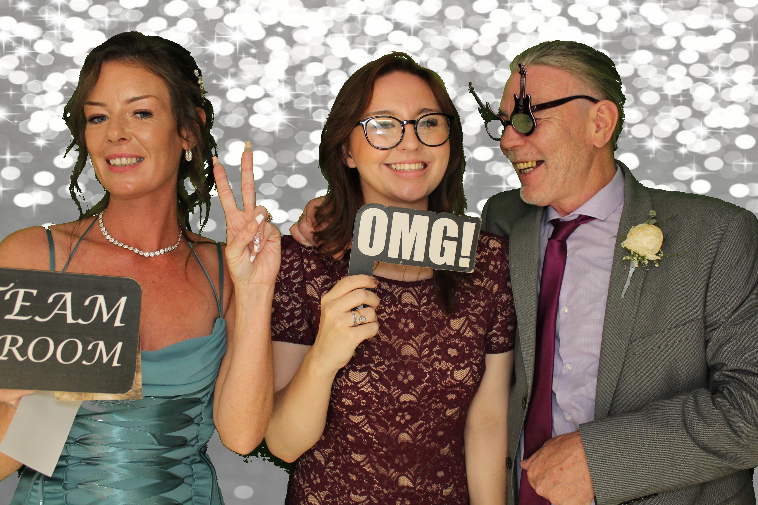 Kim & Dom's Wedding | View more photos from the event at gallery.omegaphotobooths.co.uk/u/Omega-Photobooths/Kim-Doms-Wedding