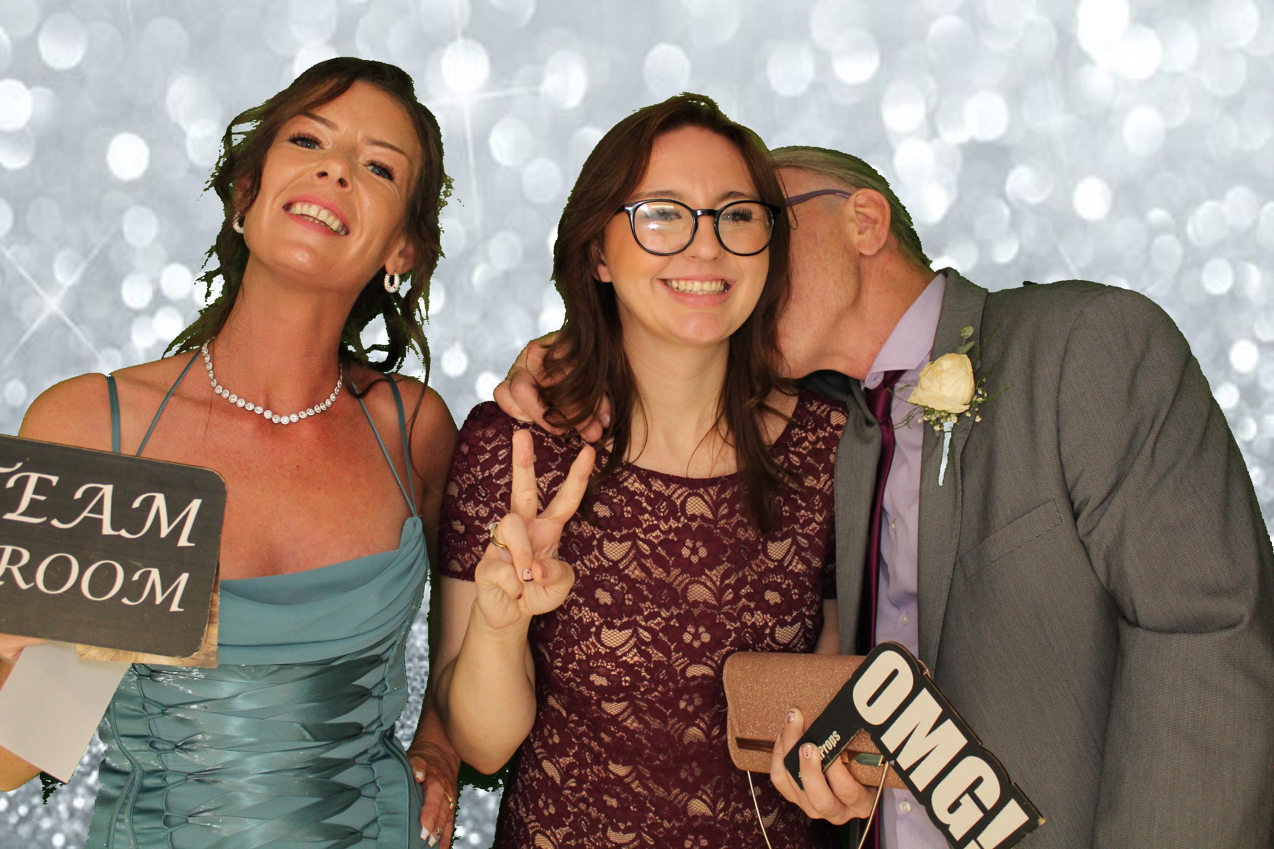 Kim & Dom's Wedding | View more photos from the event at gallery.omegaphotobooths.co.uk/u/Omega-Photobooths/Kim-Doms-Wedding