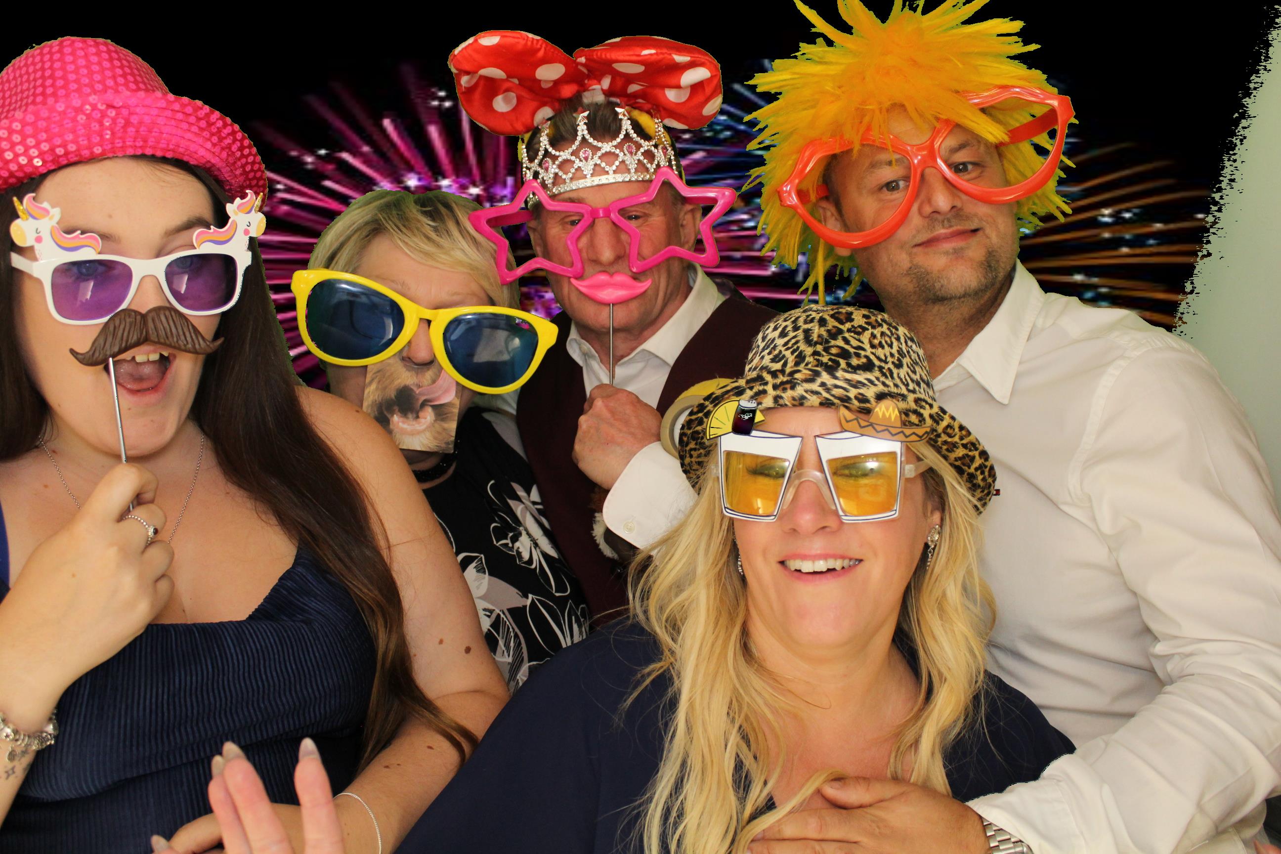 Kim & Dom's Wedding | View more photos from the event at gallery.omegaphotobooths.co.uk/u/Omega-Photobooths/Kim-Doms-Wedding