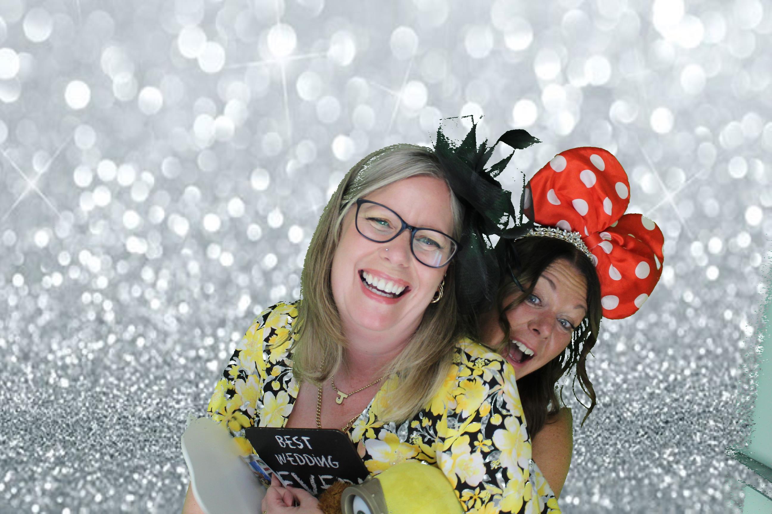 Kim & Dom's Wedding | View more photos from the event at gallery.omegaphotobooths.co.uk/u/Omega-Photobooths/Kim-Doms-Wedding
