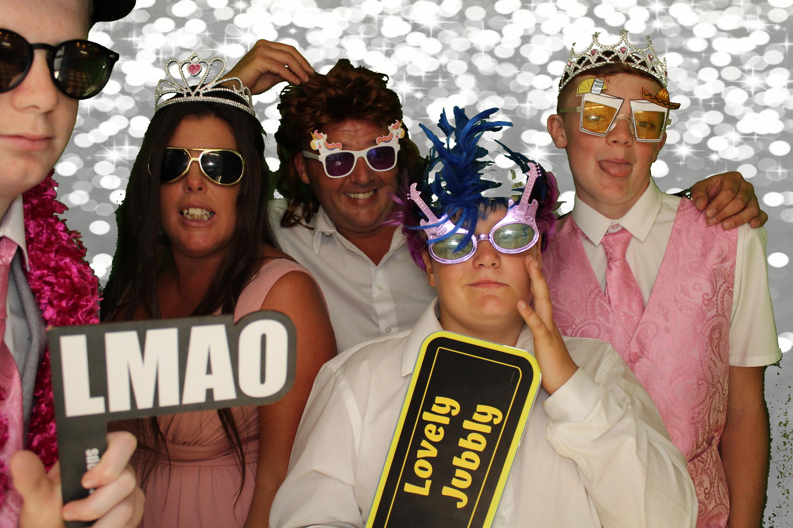 Kim & Dom's Wedding | View more photos from the event at gallery.omegaphotobooths.co.uk/u/Omega-Photobooths/Kim-Doms-Wedding