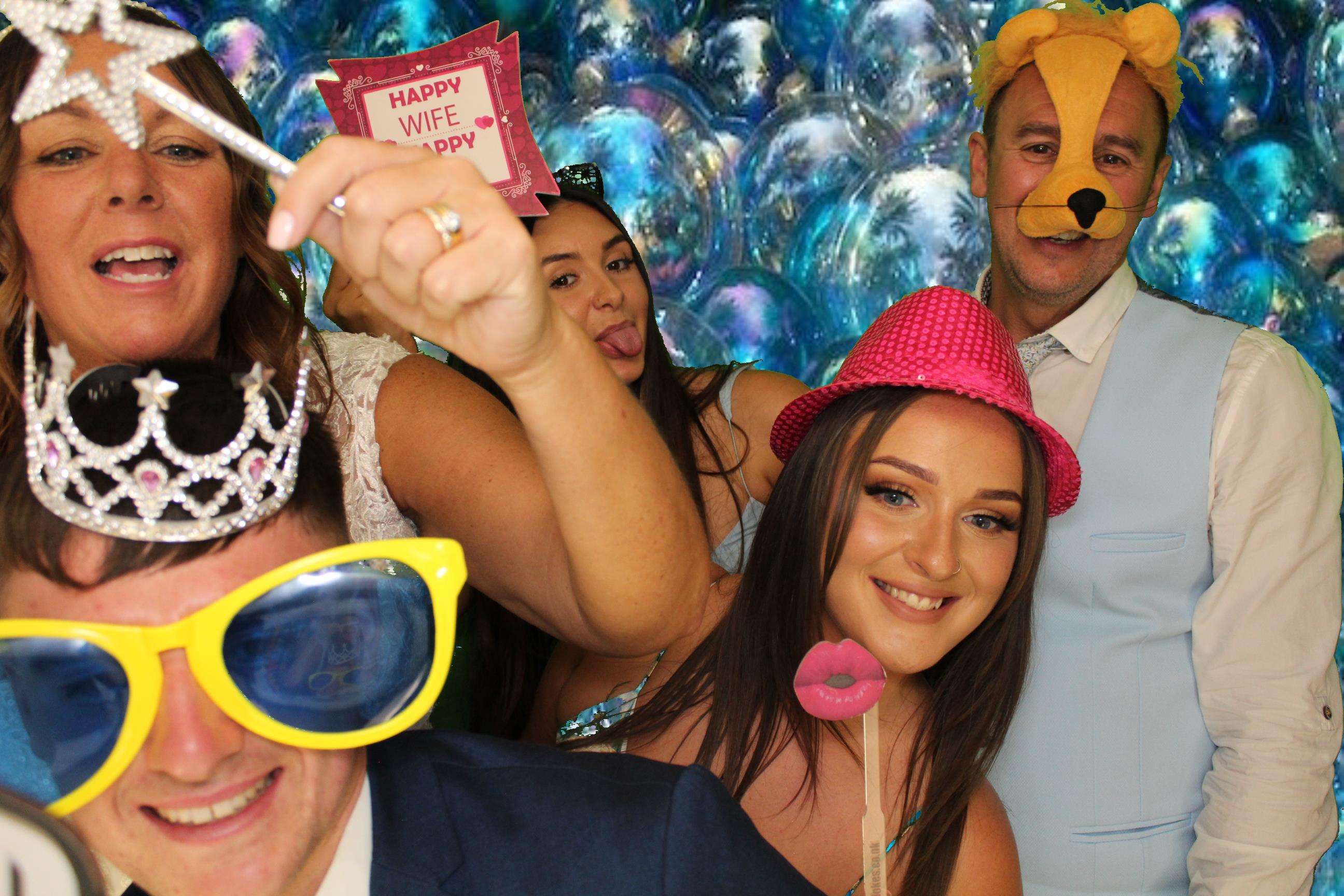 Kim & Dom's Wedding | View more photos from the event at gallery.omegaphotobooths.co.uk/u/Omega-Photobooths/Kim-Doms-Wedding