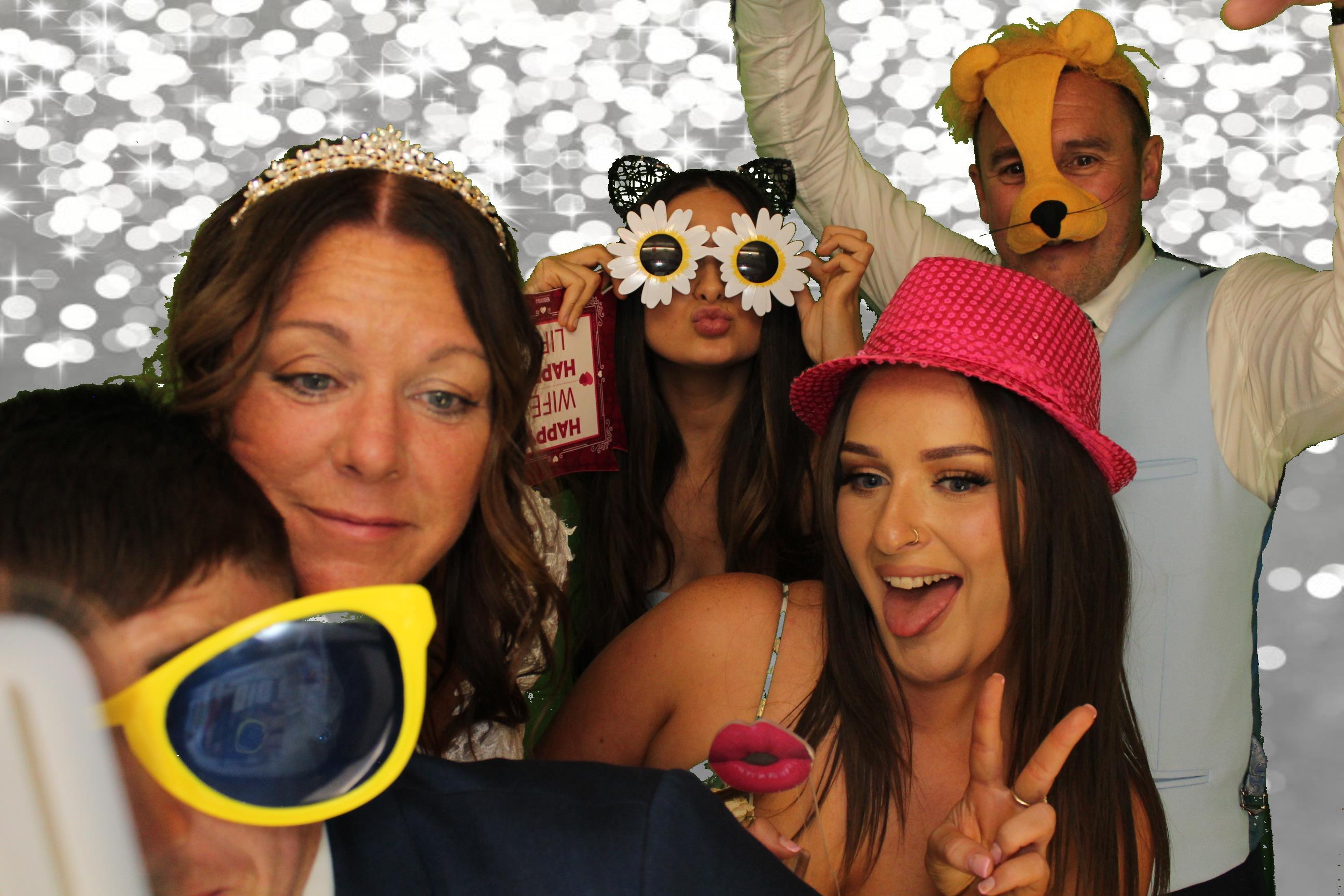 Kim & Dom's Wedding | View more photos from the event at gallery.omegaphotobooths.co.uk/u/Omega-Photobooths/Kim-Doms-Wedding