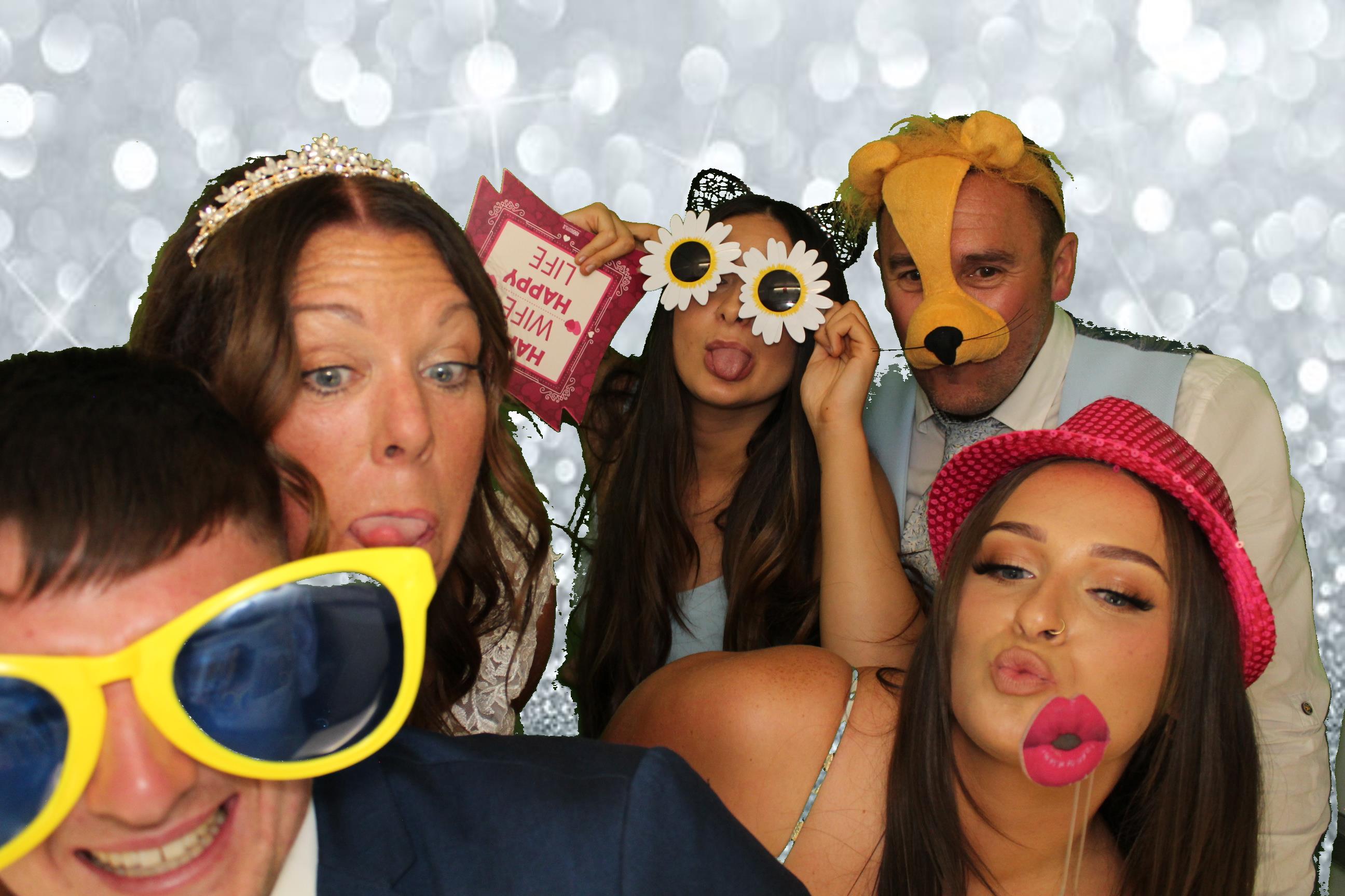 Kim & Dom's Wedding | View more photos from the event at gallery.omegaphotobooths.co.uk/u/Omega-Photobooths/Kim-Doms-Wedding