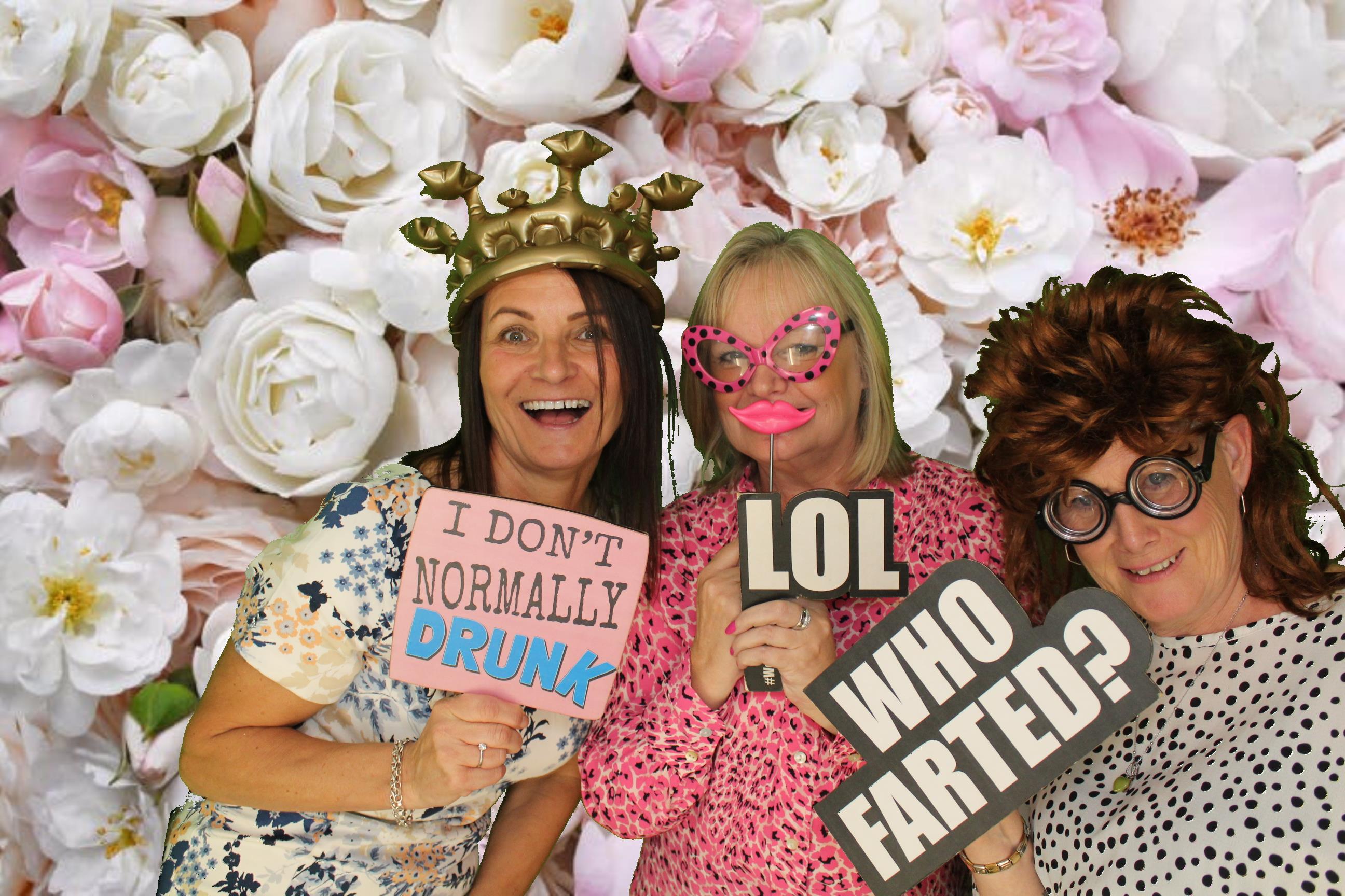 Kim & Dom's Wedding | View more photos from the event at gallery.omegaphotobooths.co.uk/u/Omega-Photobooths/Kim-Doms-Wedding