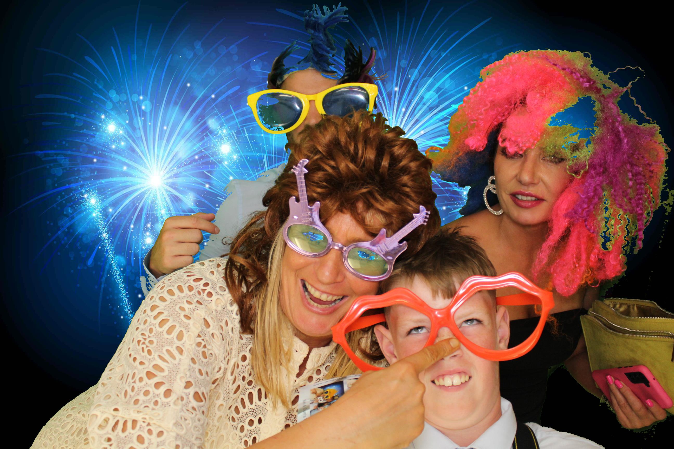 Kim & Dom's Wedding | View more photos from the event at gallery.omegaphotobooths.co.uk/u/Omega-Photobooths/Kim-Doms-Wedding
