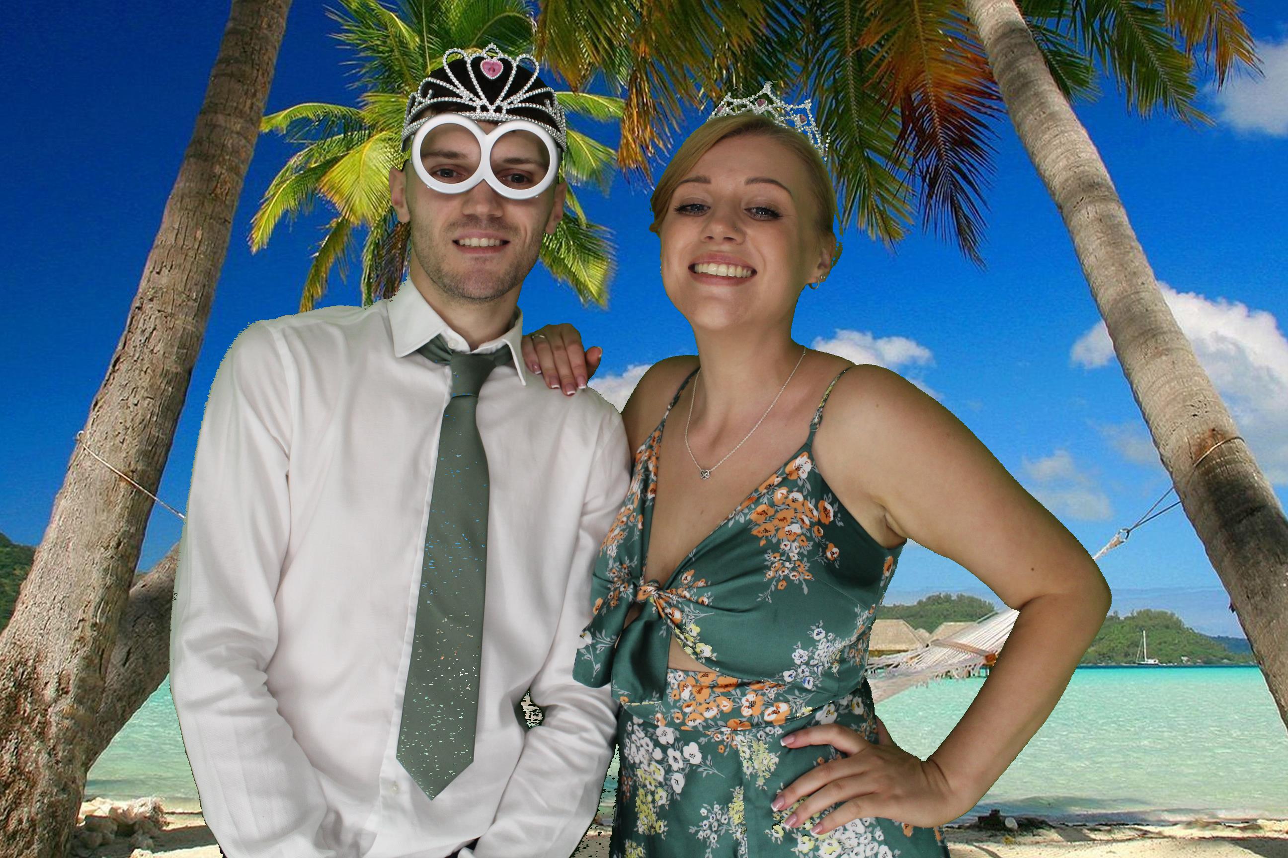 Kim & Dom's Wedding | View more photos from the event at gallery.omegaphotobooths.co.uk/u/Omega-Photobooths/Kim-Doms-Wedding