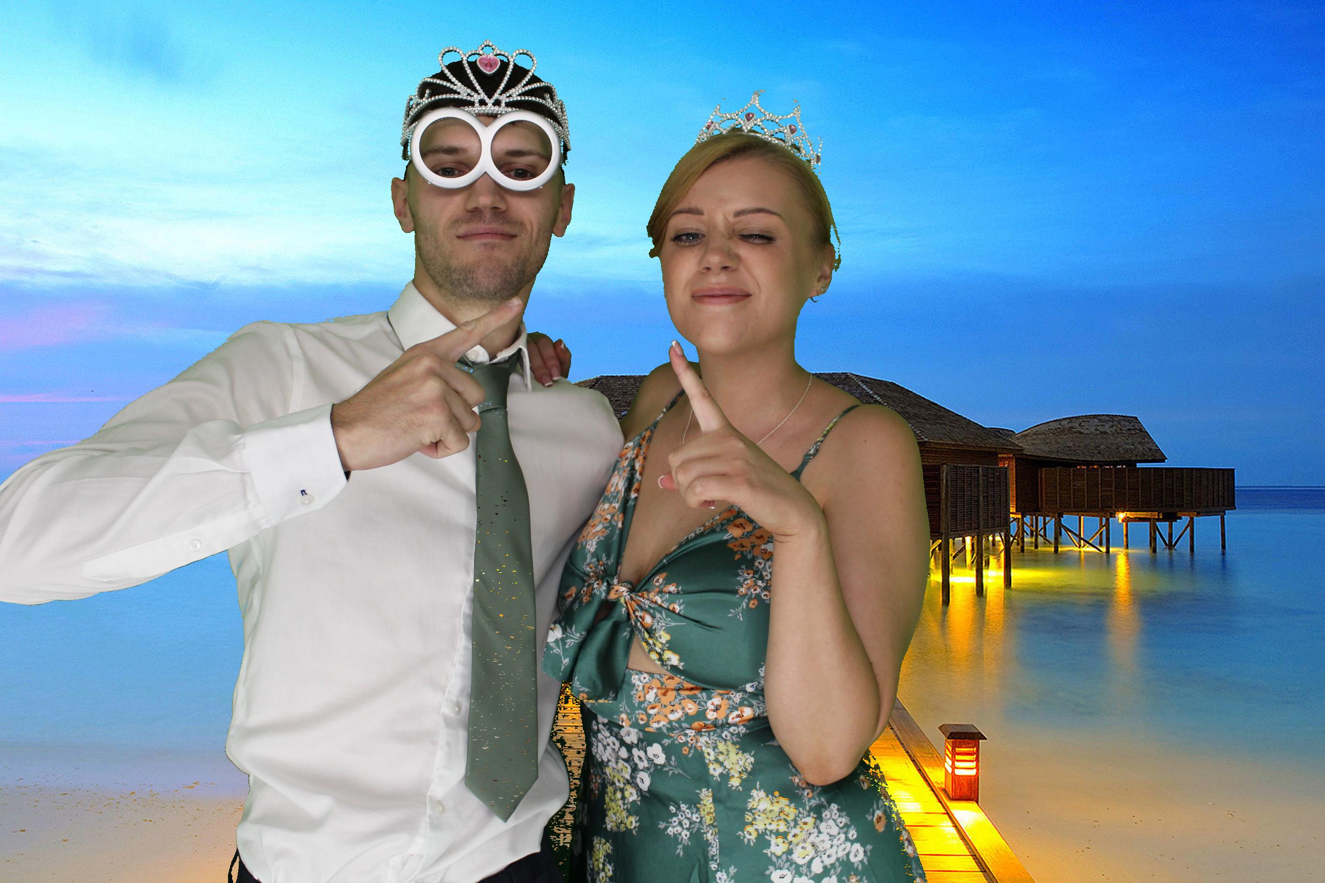 Kim & Dom's Wedding | View more photos from the event at gallery.omegaphotobooths.co.uk/u/Omega-Photobooths/Kim-Doms-Wedding