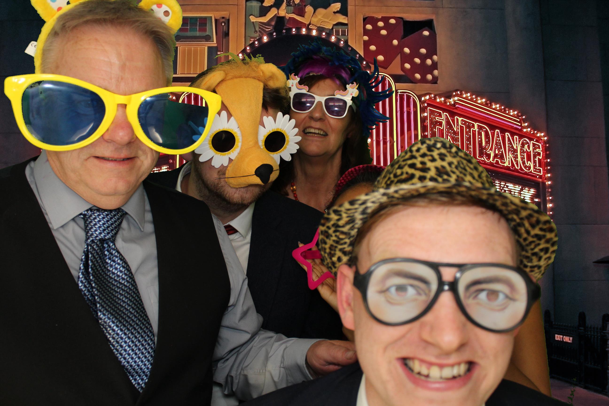 Kim & Dom's Wedding | View more photos from the event at gallery.omegaphotobooths.co.uk/u/Omega-Photobooths/Kim-Doms-Wedding