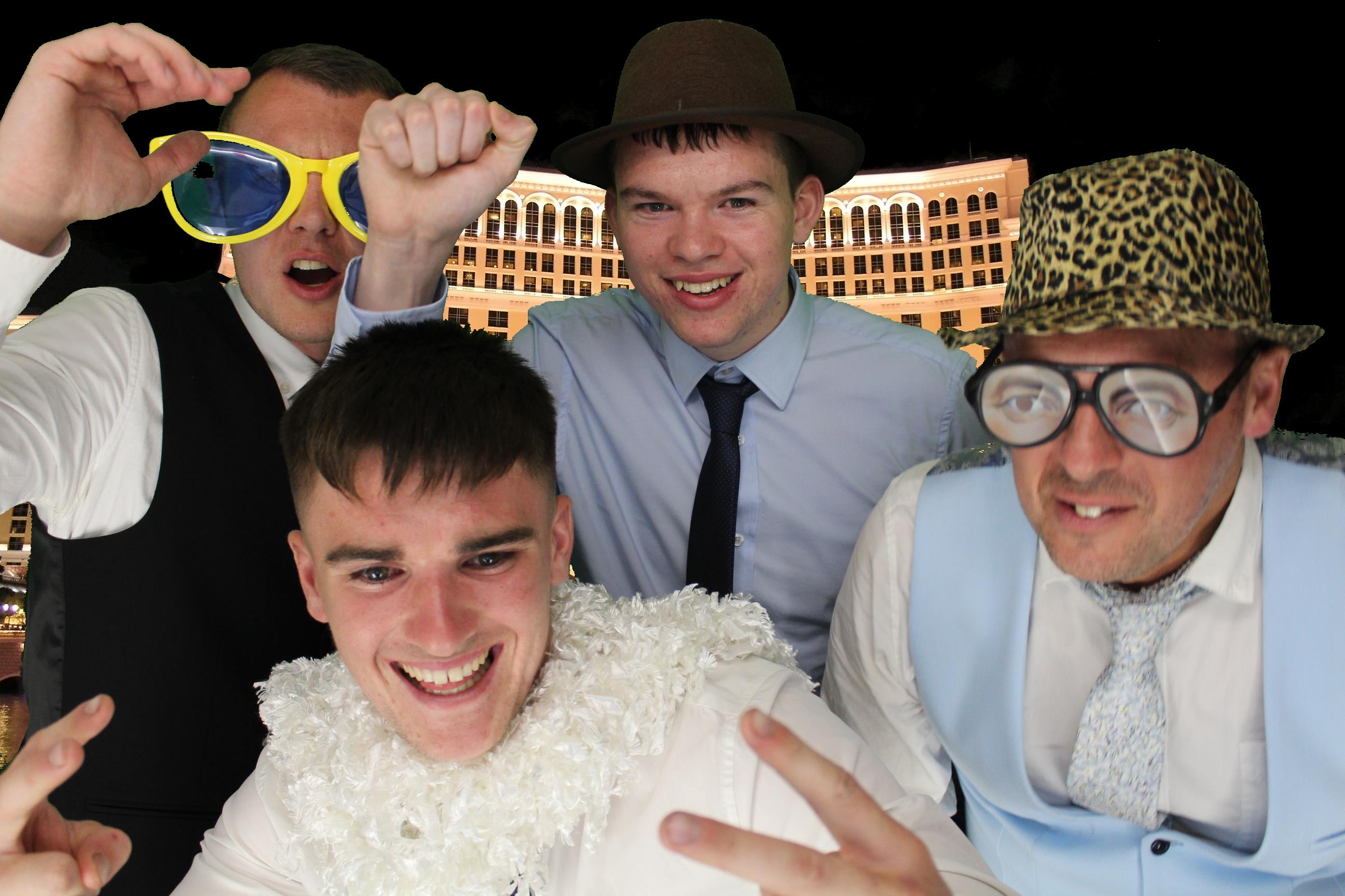 Kim & Dom's Wedding | View more photos from the event at gallery.omegaphotobooths.co.uk/u/Omega-Photobooths/Kim-Doms-Wedding