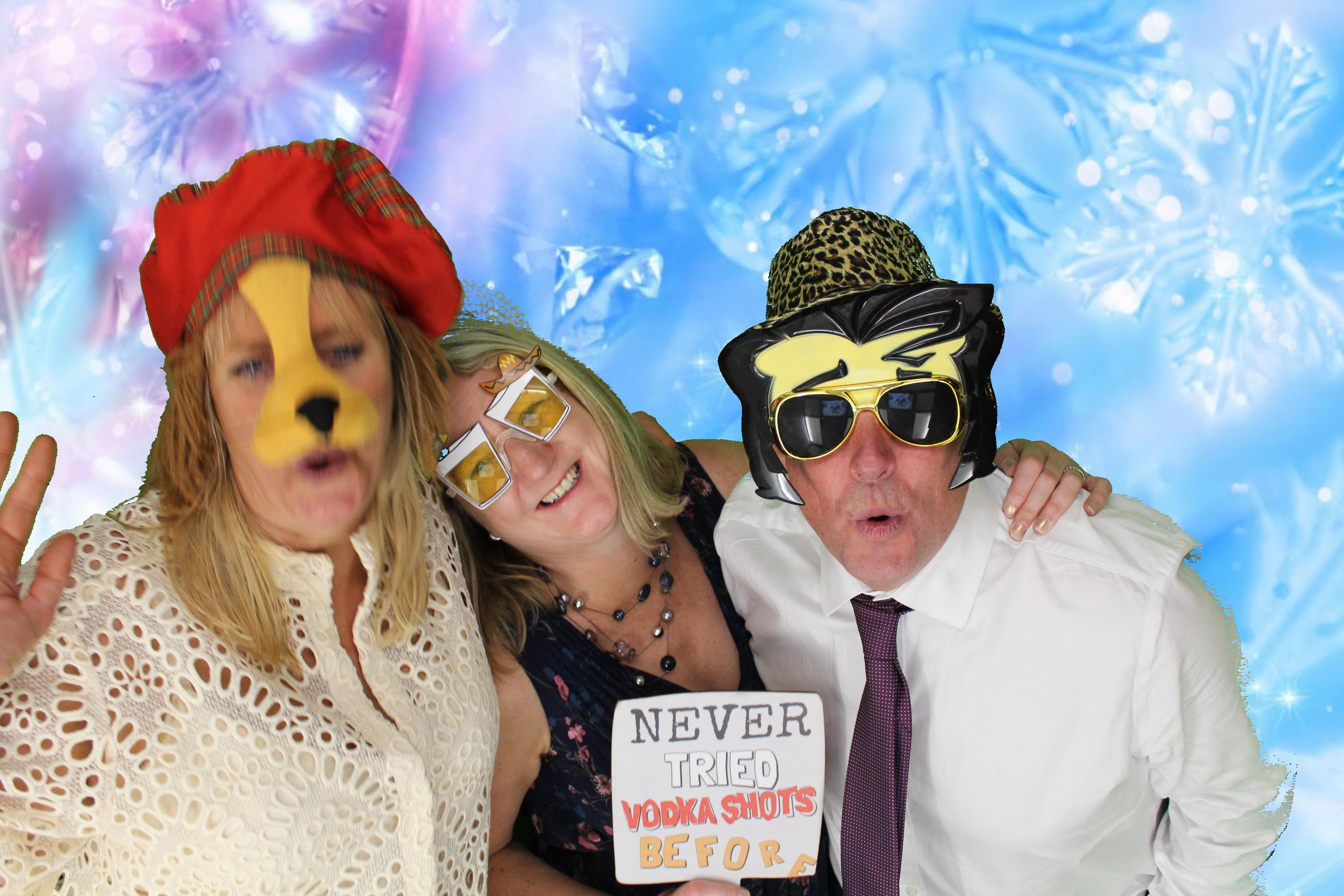 Kim & Dom's Wedding | View more photos from the event at gallery.omegaphotobooths.co.uk/u/Omega-Photobooths/Kim-Doms-Wedding