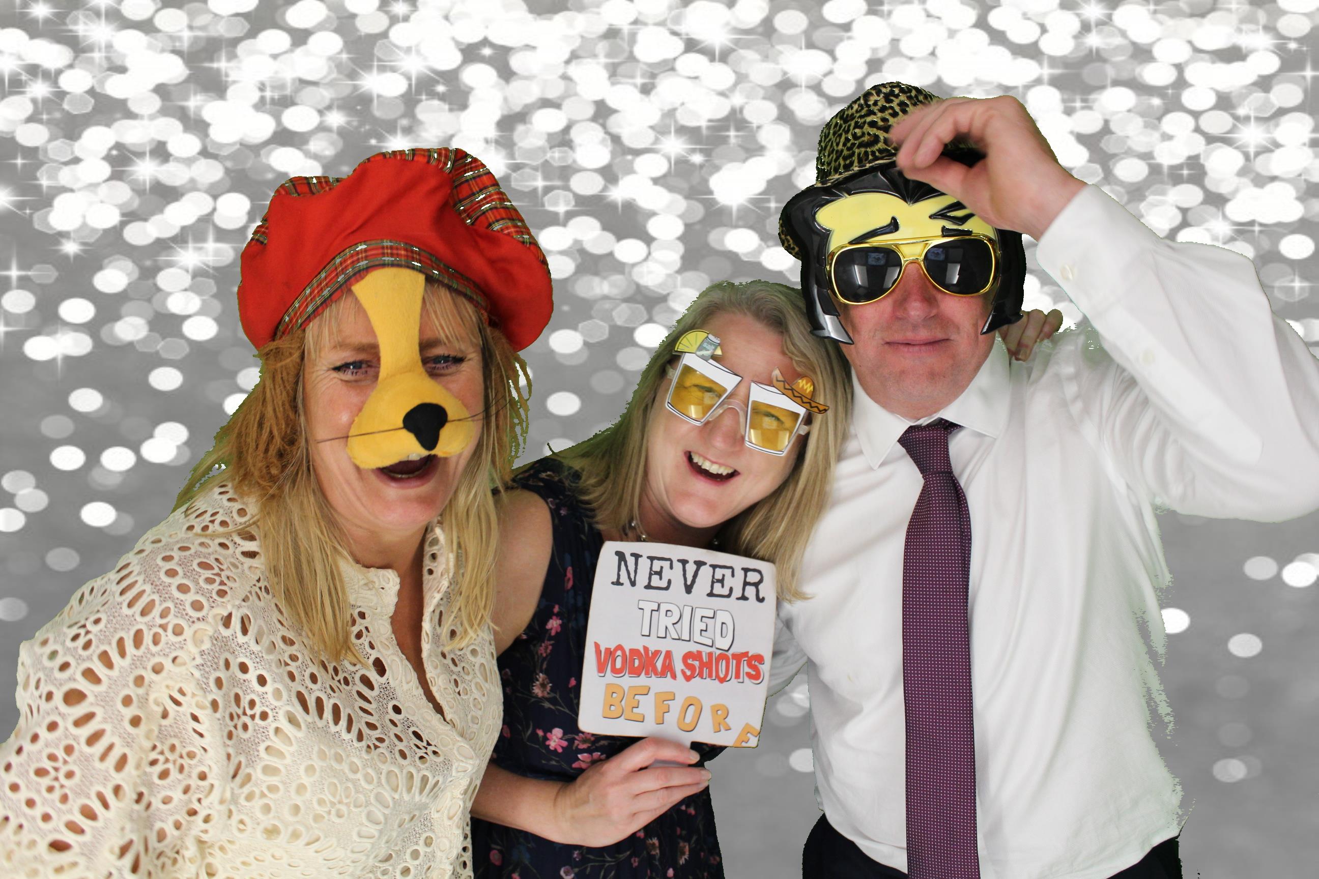 Kim & Dom's Wedding | View more photos from the event at gallery.omegaphotobooths.co.uk/u/Omega-Photobooths/Kim-Doms-Wedding