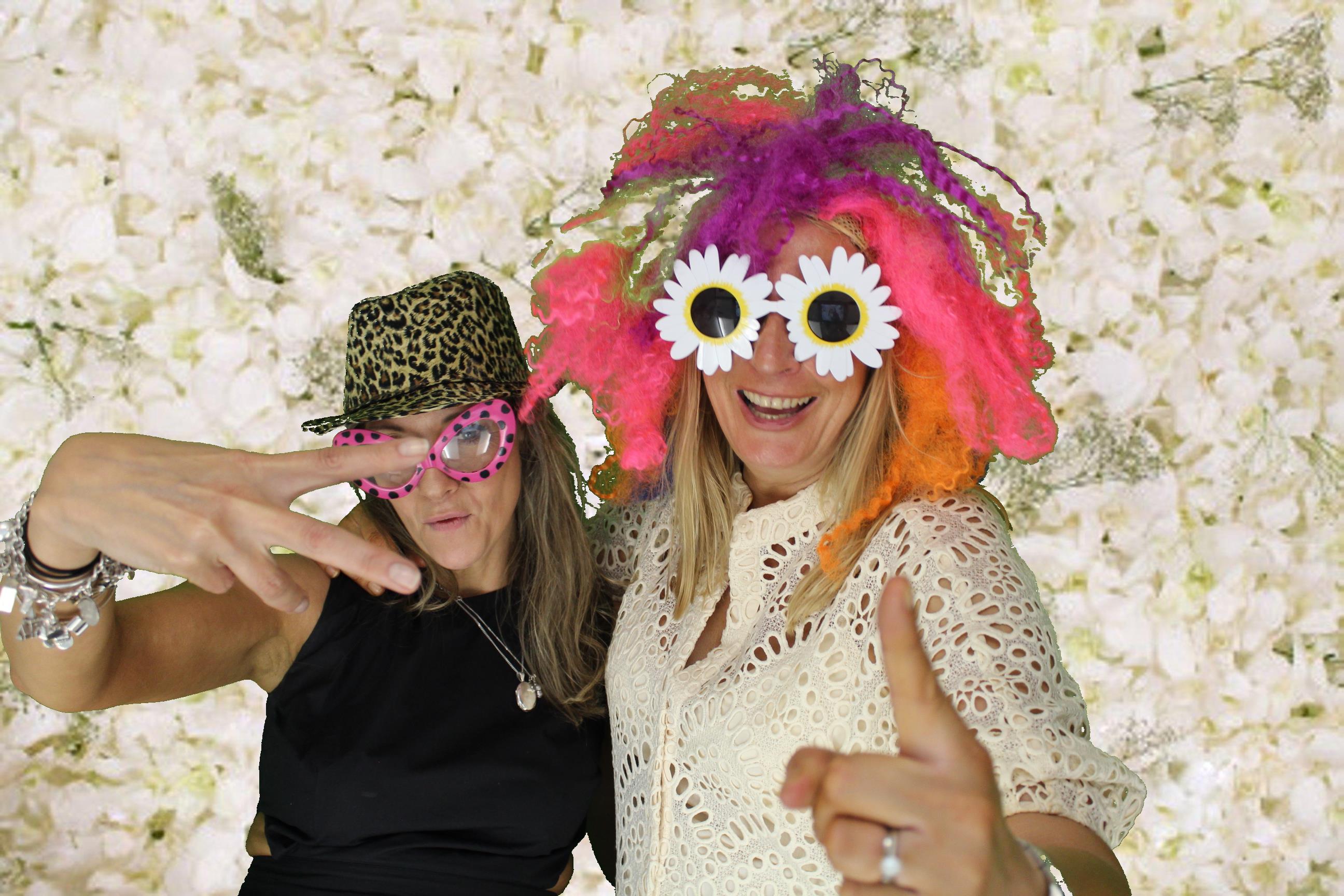 Kim & Dom's Wedding | View more photos from the event at gallery.omegaphotobooths.co.uk/u/Omega-Photobooths/Kim-Doms-Wedding