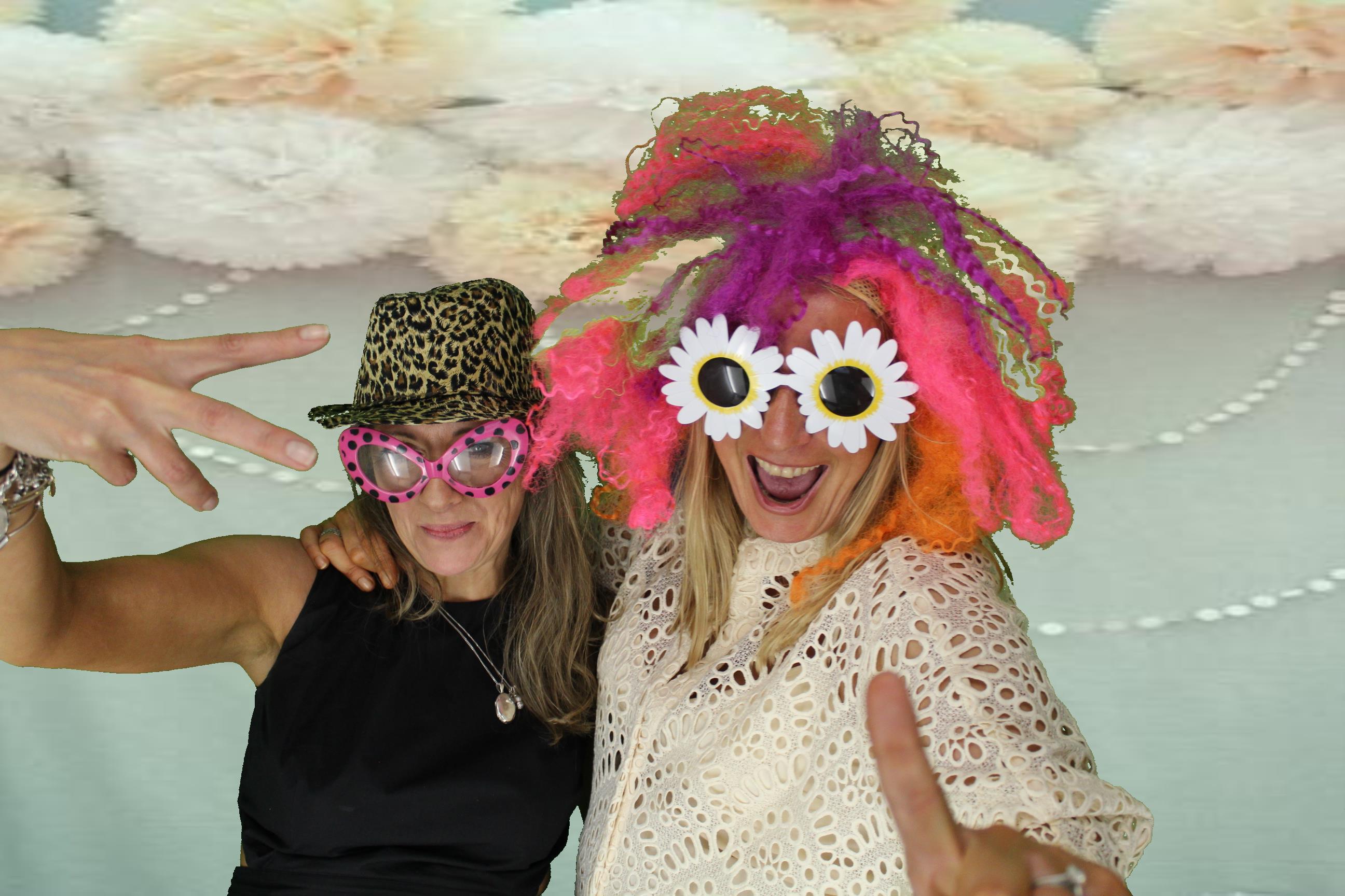 Kim & Dom's Wedding | View more photos from the event at gallery.omegaphotobooths.co.uk/u/Omega-Photobooths/Kim-Doms-Wedding