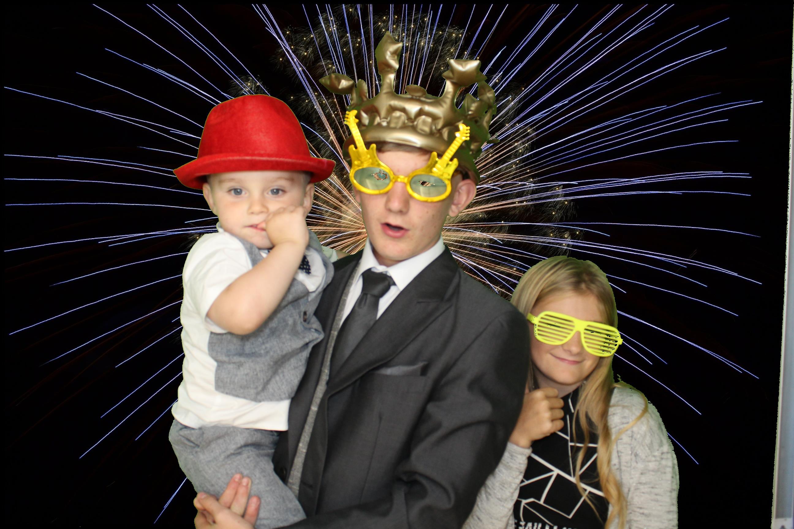 Leah & Lee's Wedding | View more photos from the event at gallery.omegaphotobooths.co.uk/u/Omega-Photobooths/Leah-Lees-Wedding