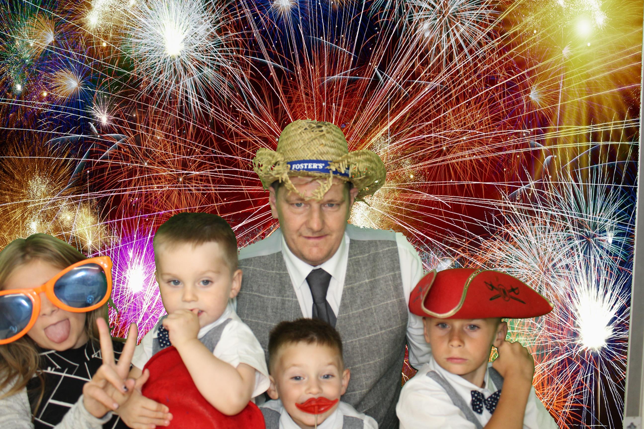 Leah & Lee's Wedding | View more photos from the event at gallery.omegaphotobooths.co.uk/u/Omega-Photobooths/Leah-Lees-Wedding