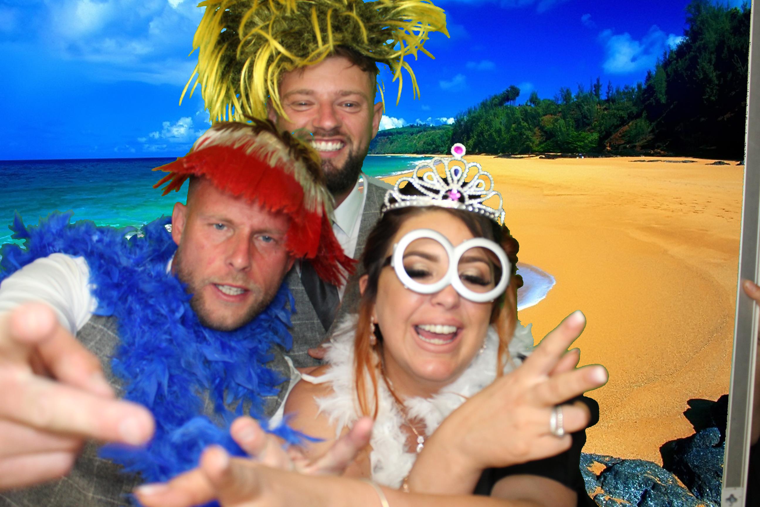 Leah & Lee's Wedding | View more photos from the event at gallery.omegaphotobooths.co.uk/u/Omega-Photobooths/Leah-Lees-Wedding