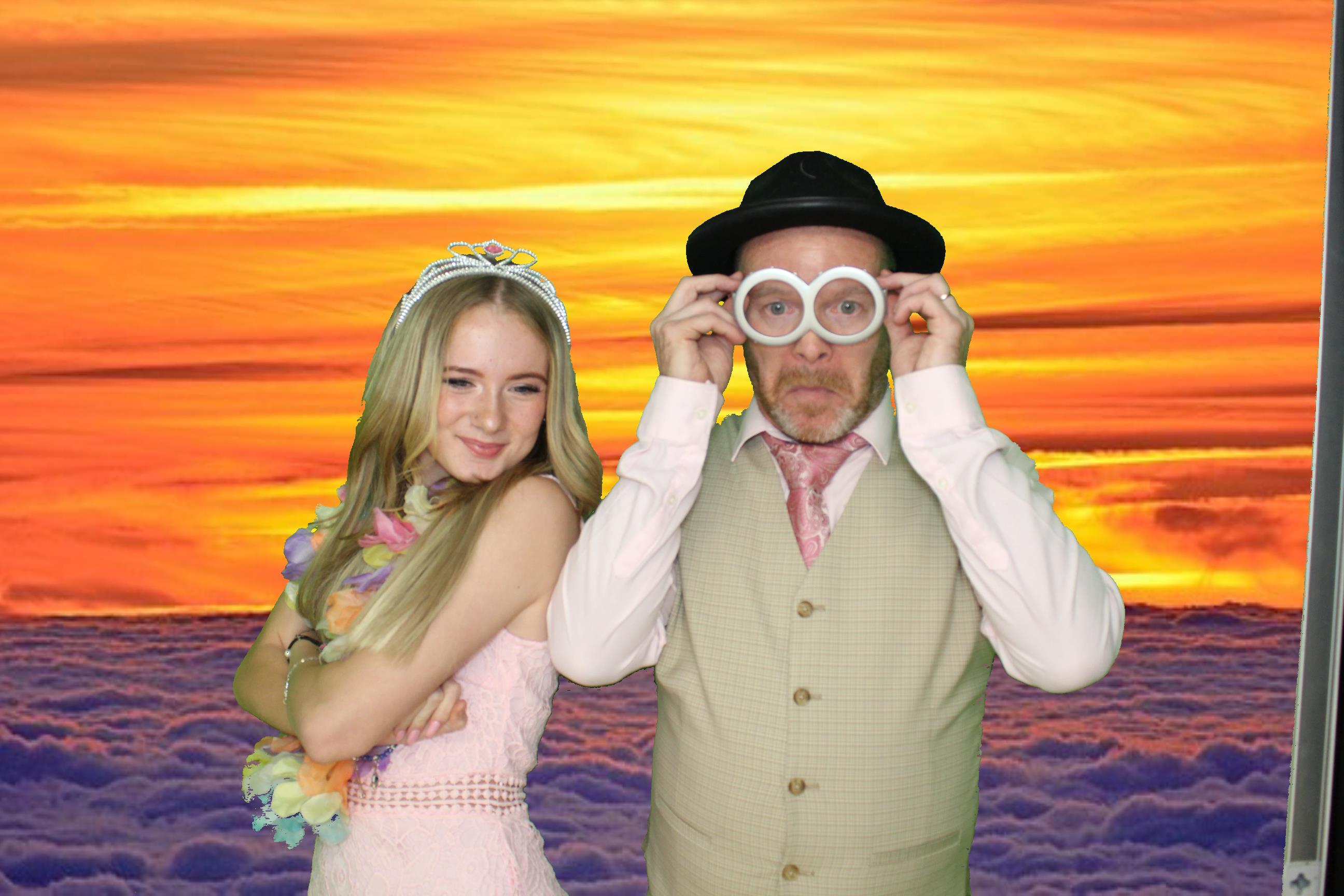 Leah & Lee's Wedding | View more photos from the event at gallery.omegaphotobooths.co.uk/u/Omega-Photobooths/Leah-Lees-Wedding