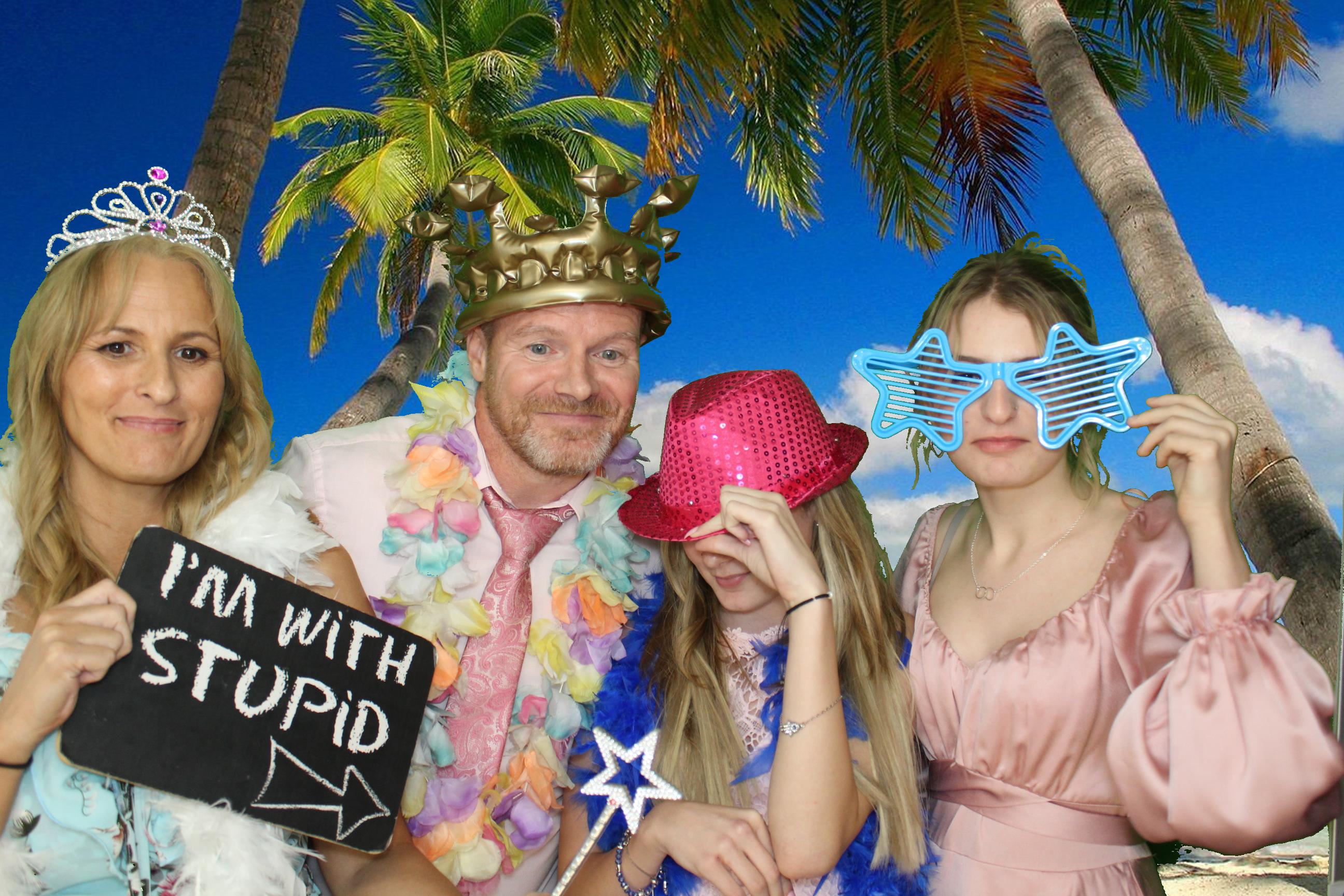 Leah & Lee's Wedding | View more photos from the event at gallery.omegaphotobooths.co.uk/u/Omega-Photobooths/Leah-Lees-Wedding
