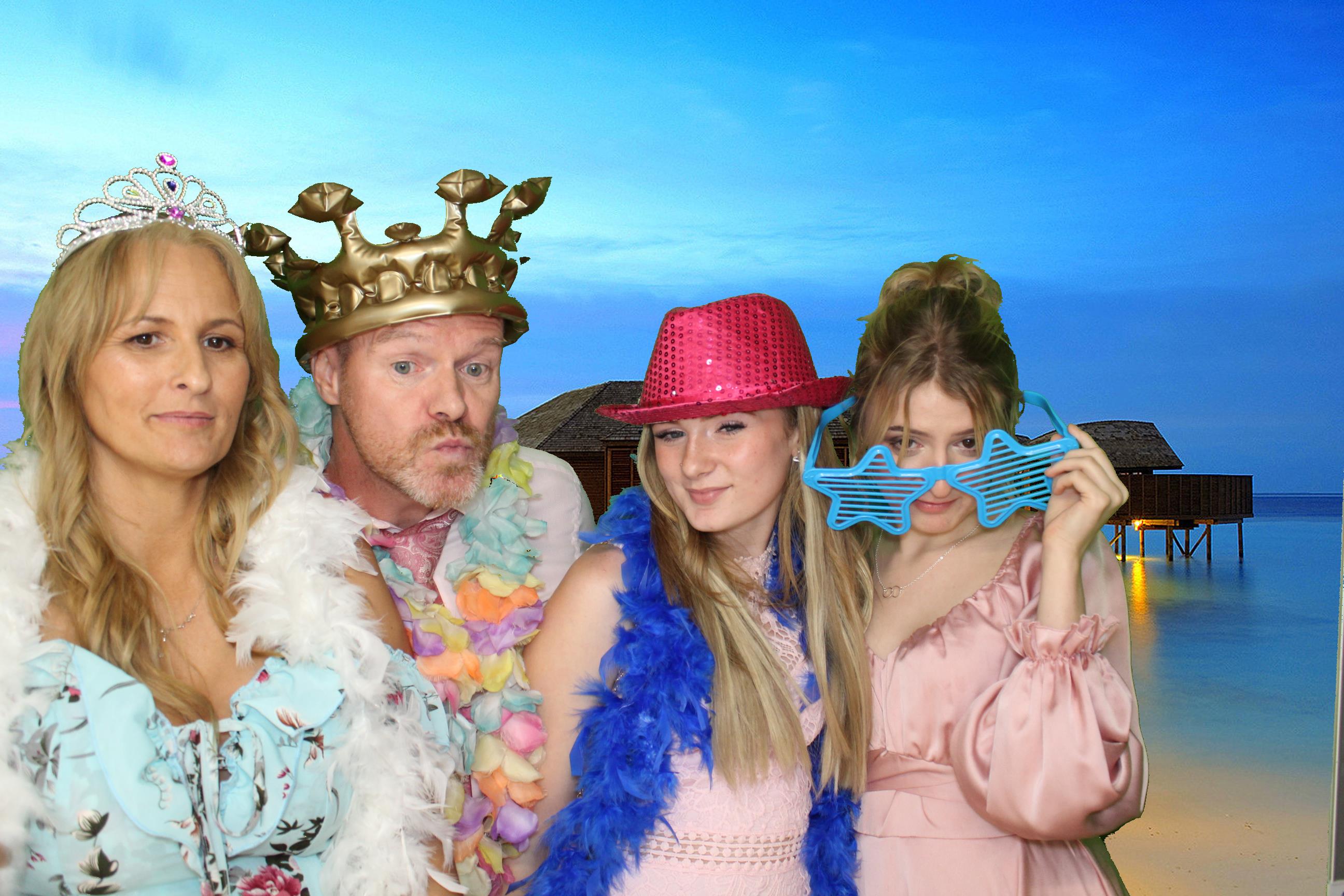 Leah & Lee's Wedding | View more photos from the event at gallery.omegaphotobooths.co.uk/u/Omega-Photobooths/Leah-Lees-Wedding