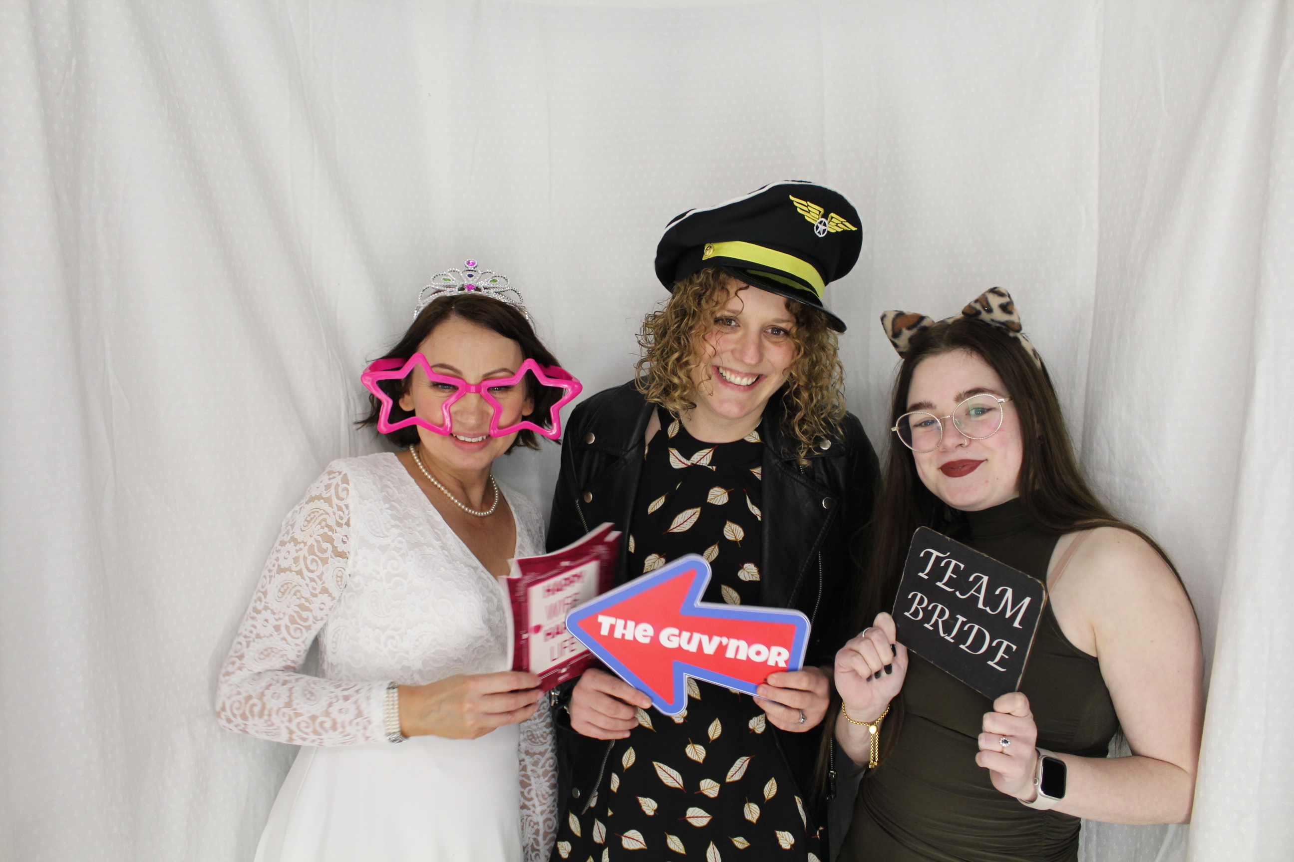 Michelle and Roger's Wedding | View more photos from the event at gallery.omegaphotobooths.co.uk/u/Omega-Photobooths/Michelle-and-Rogers-Wedding