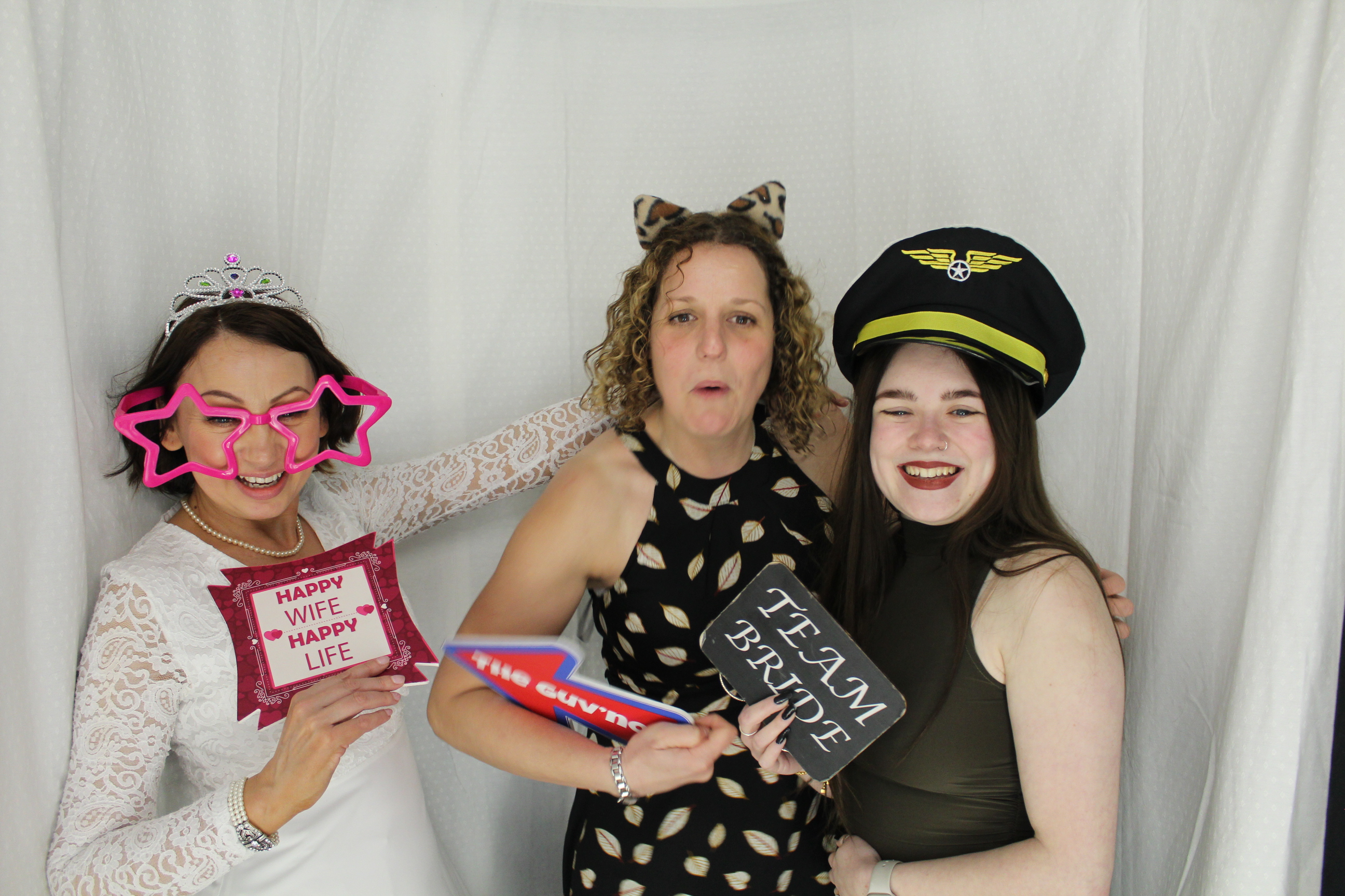 Michelle and Roger's Wedding | View more photos from the event at gallery.omegaphotobooths.co.uk/u/Omega-Photobooths/Michelle-and-Rogers-Wedding