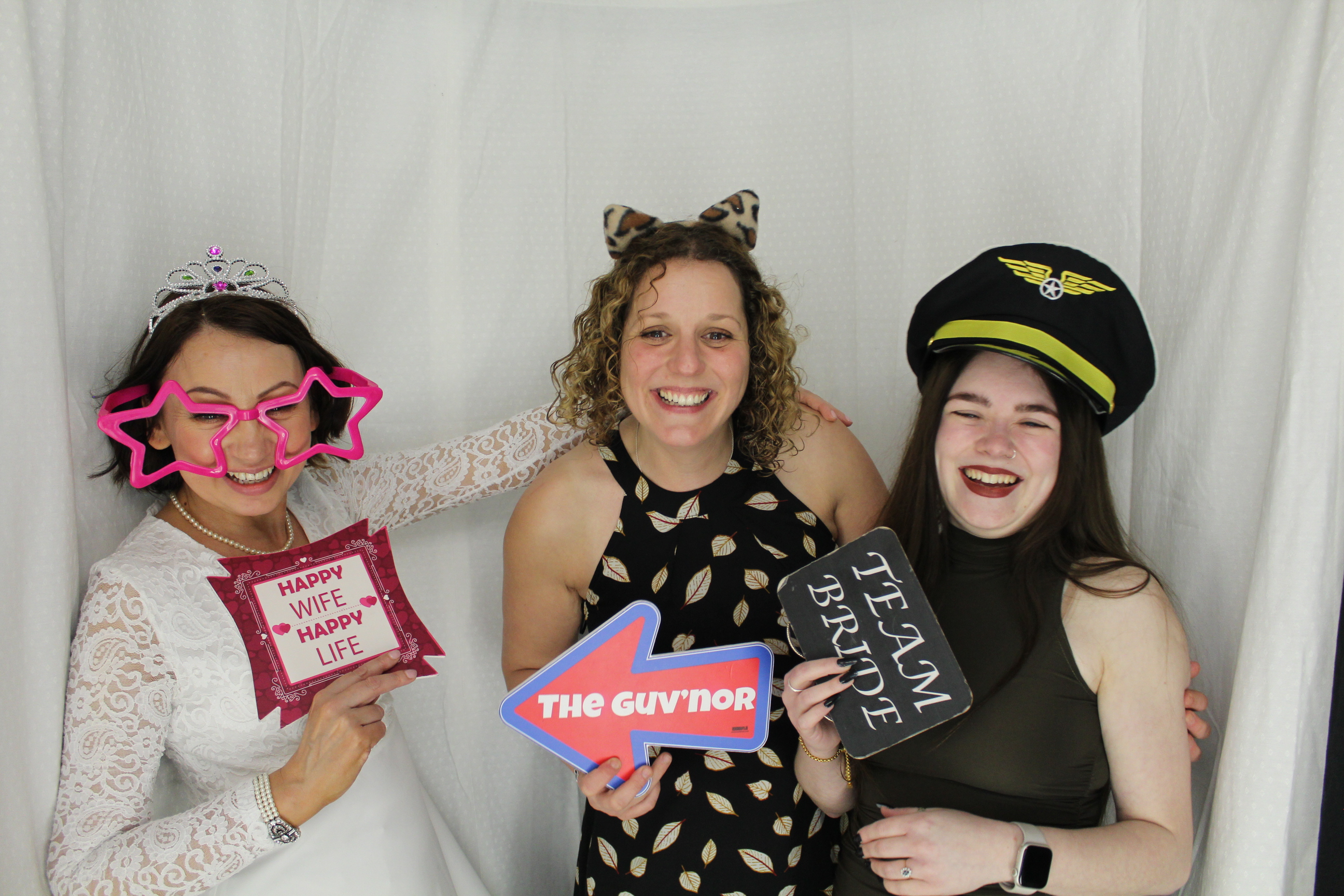 Michelle and Roger's Wedding | View more photos from the event at gallery.omegaphotobooths.co.uk/u/Omega-Photobooths/Michelle-and-Rogers-Wedding
