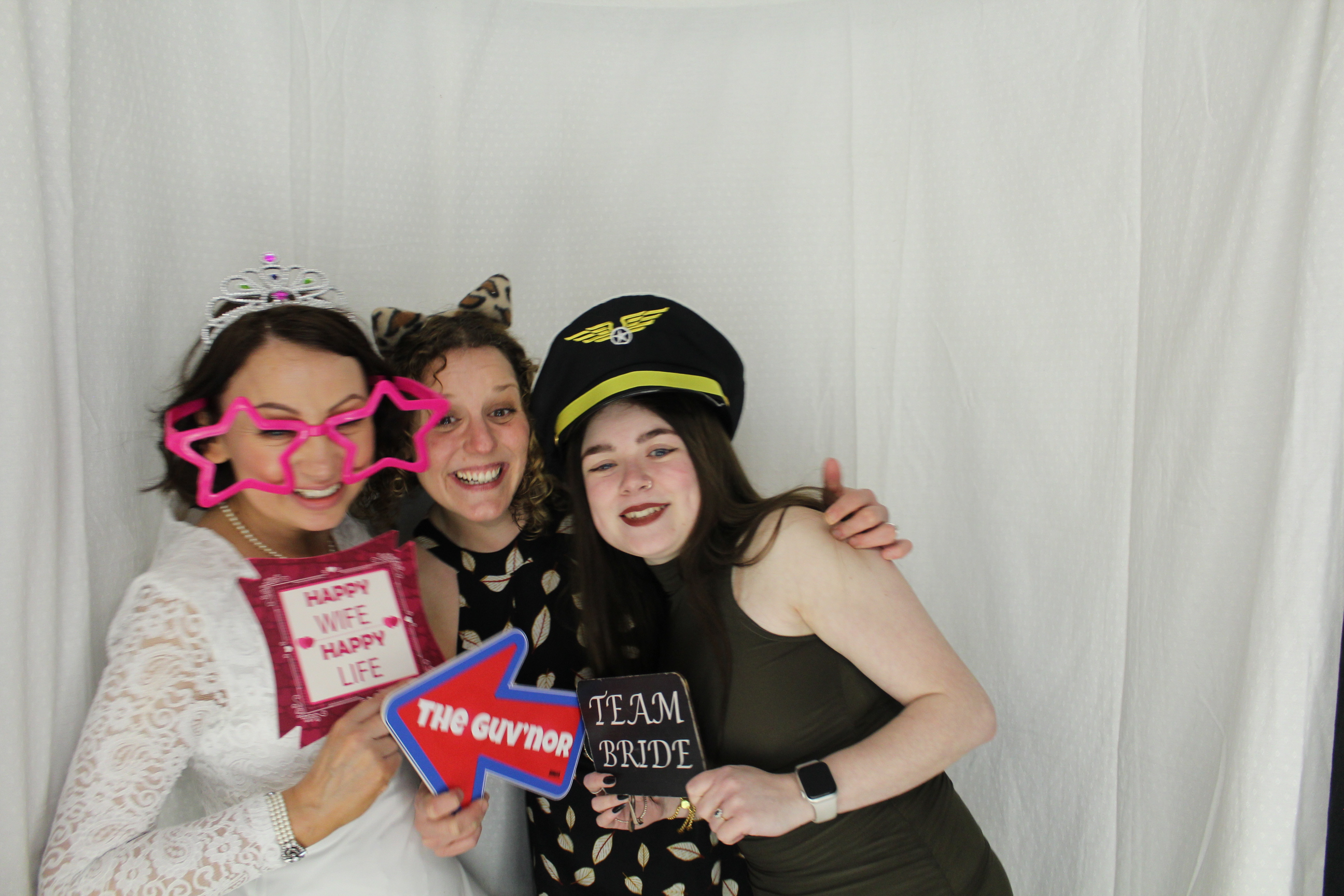 Michelle and Roger's Wedding | View more photos from the event at gallery.omegaphotobooths.co.uk/u/Omega-Photobooths/Michelle-and-Rogers-Wedding