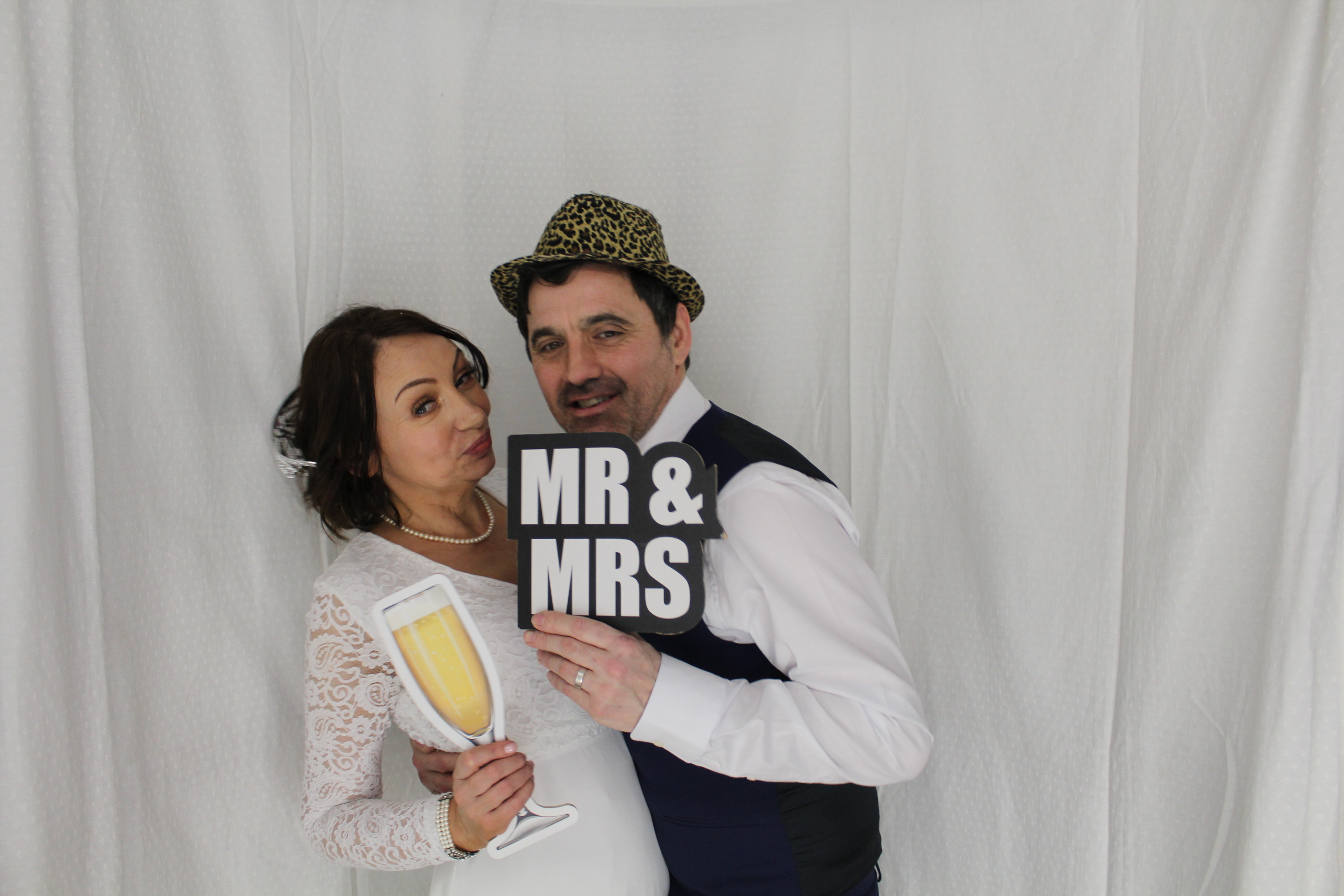 Michelle and Roger's Wedding | View more photos from the event at gallery.omegaphotobooths.co.uk/u/Omega-Photobooths/Michelle-and-Rogers-Wedding