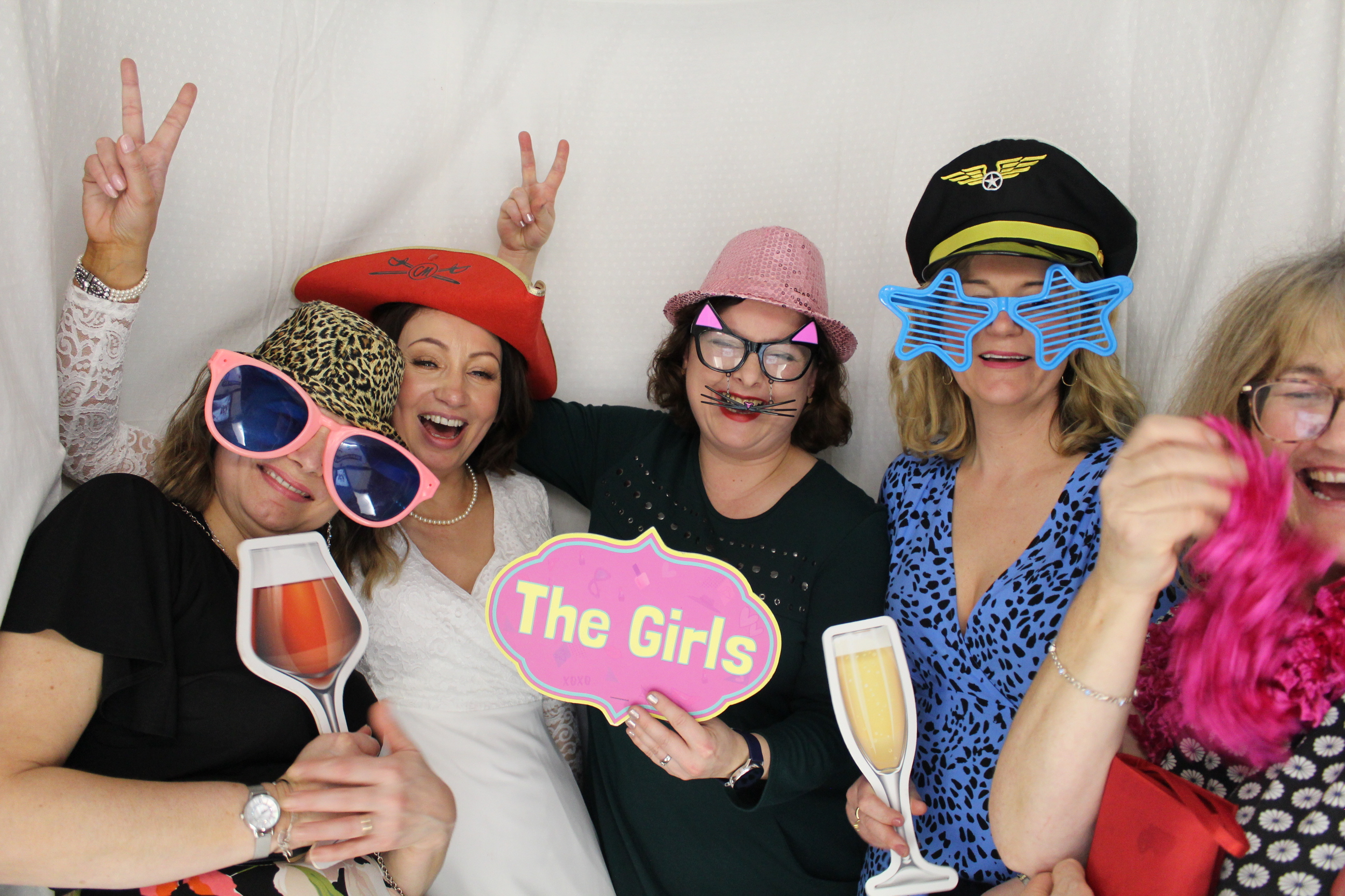 Michelle and Roger's Wedding | View more photos from the event at gallery.omegaphotobooths.co.uk/u/Omega-Photobooths/Michelle-and-Rogers-Wedding