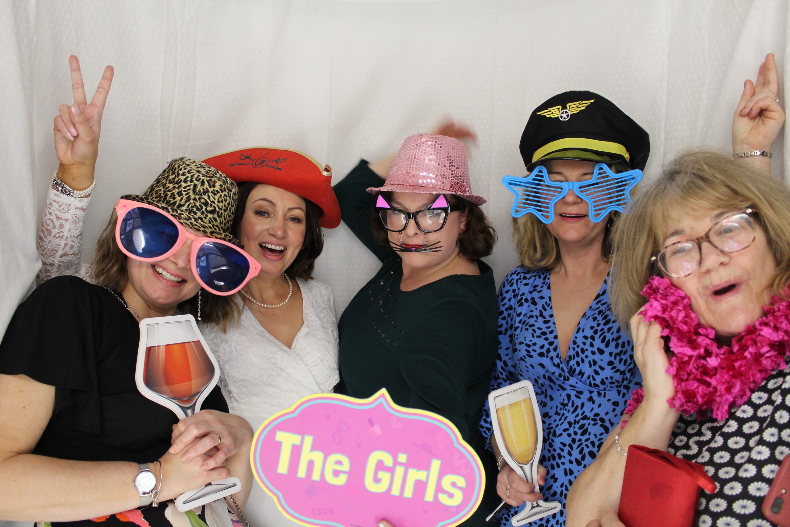 Michelle and Roger's Wedding | View more photos from the event at gallery.omegaphotobooths.co.uk/u/Omega-Photobooths/Michelle-and-Rogers-Wedding