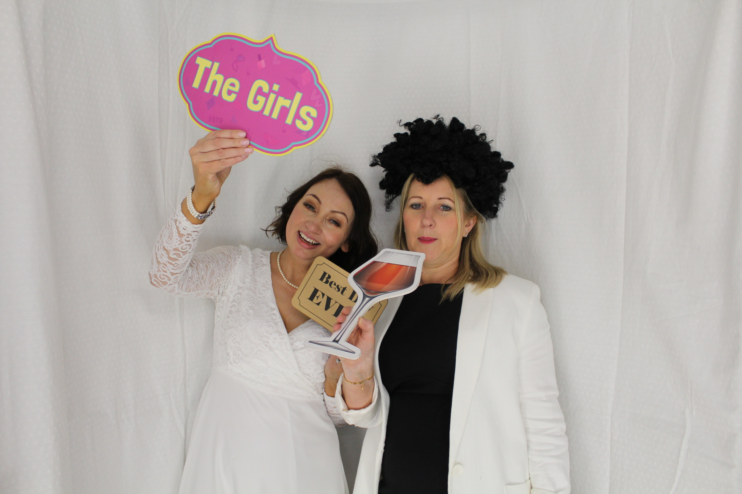 Michelle and Roger's Wedding | View more photos from the event at gallery.omegaphotobooths.co.uk/u/Omega-Photobooths/Michelle-and-Rogers-Wedding