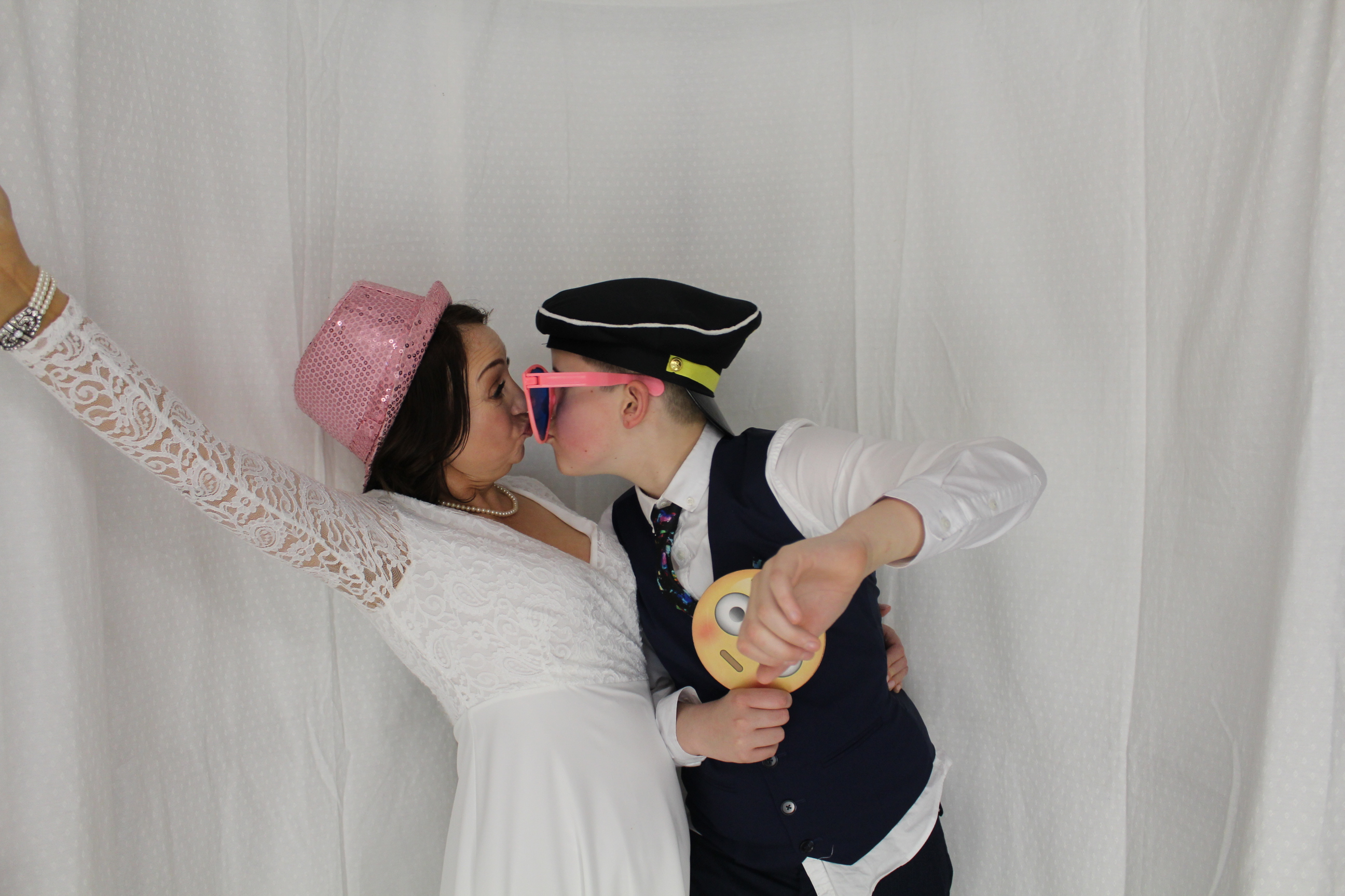 Michelle and Roger's Wedding | View more photos from the event at gallery.omegaphotobooths.co.uk/u/Omega-Photobooths/Michelle-and-Rogers-Wedding