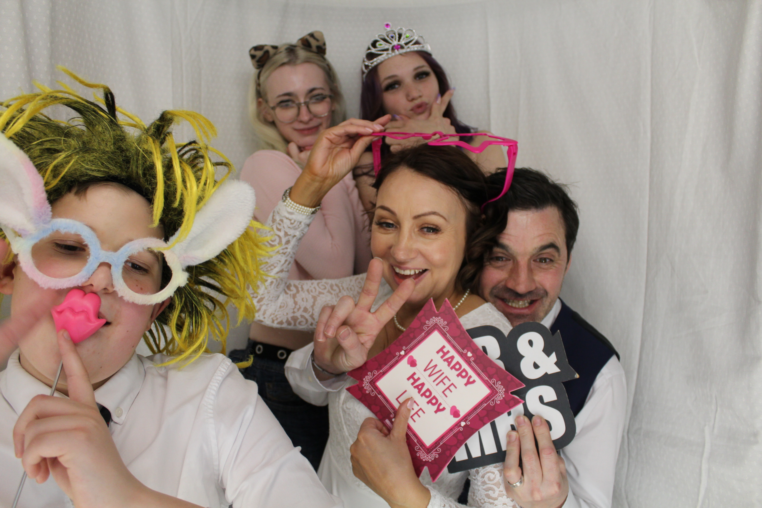 Michelle and Roger's Wedding | View more photos from the event at gallery.omegaphotobooths.co.uk/u/Omega-Photobooths/Michelle-and-Rogers-Wedding