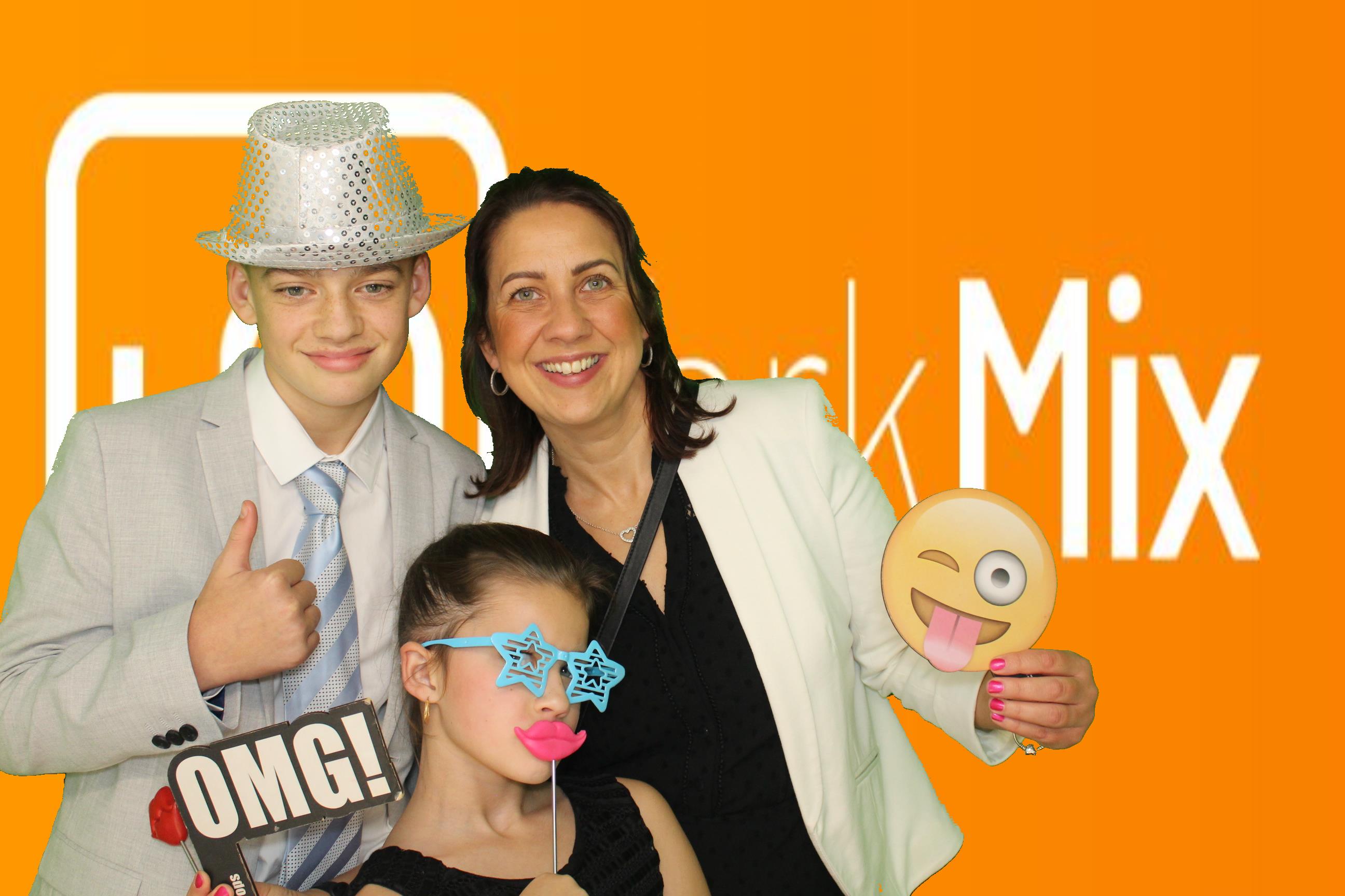 YORKMIX HERO AWARDS 2023 | View more photos from the event at gallery.omegaphotobooths.co.uk/u/Omega-Photobooths/YORKMIX-HERO-AWARDS-2023