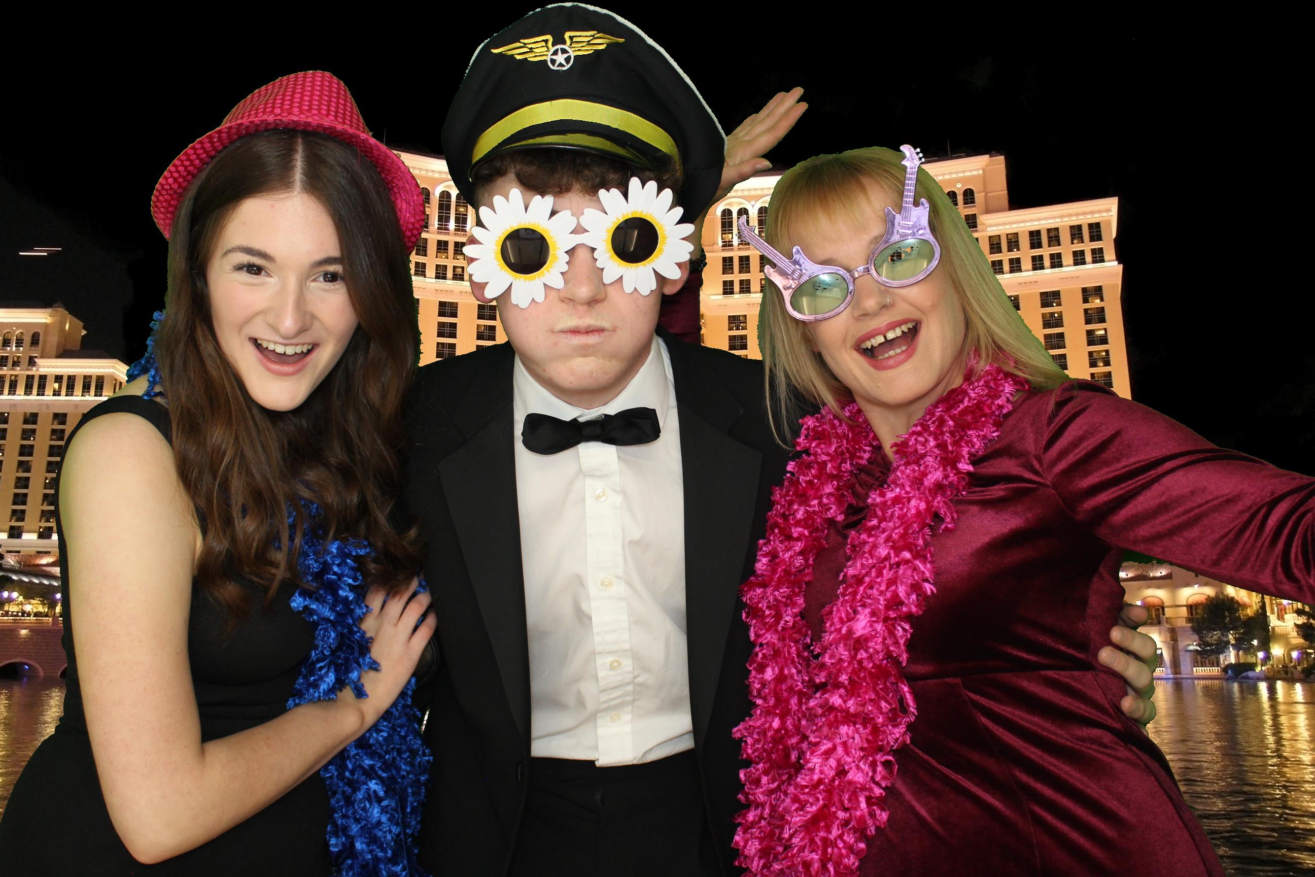 YORKMIX HERO AWARDS 2023 | View more photos from the event at gallery.omegaphotobooths.co.uk/u/Omega-Photobooths/YORKMIX-HERO-AWARDS-2023