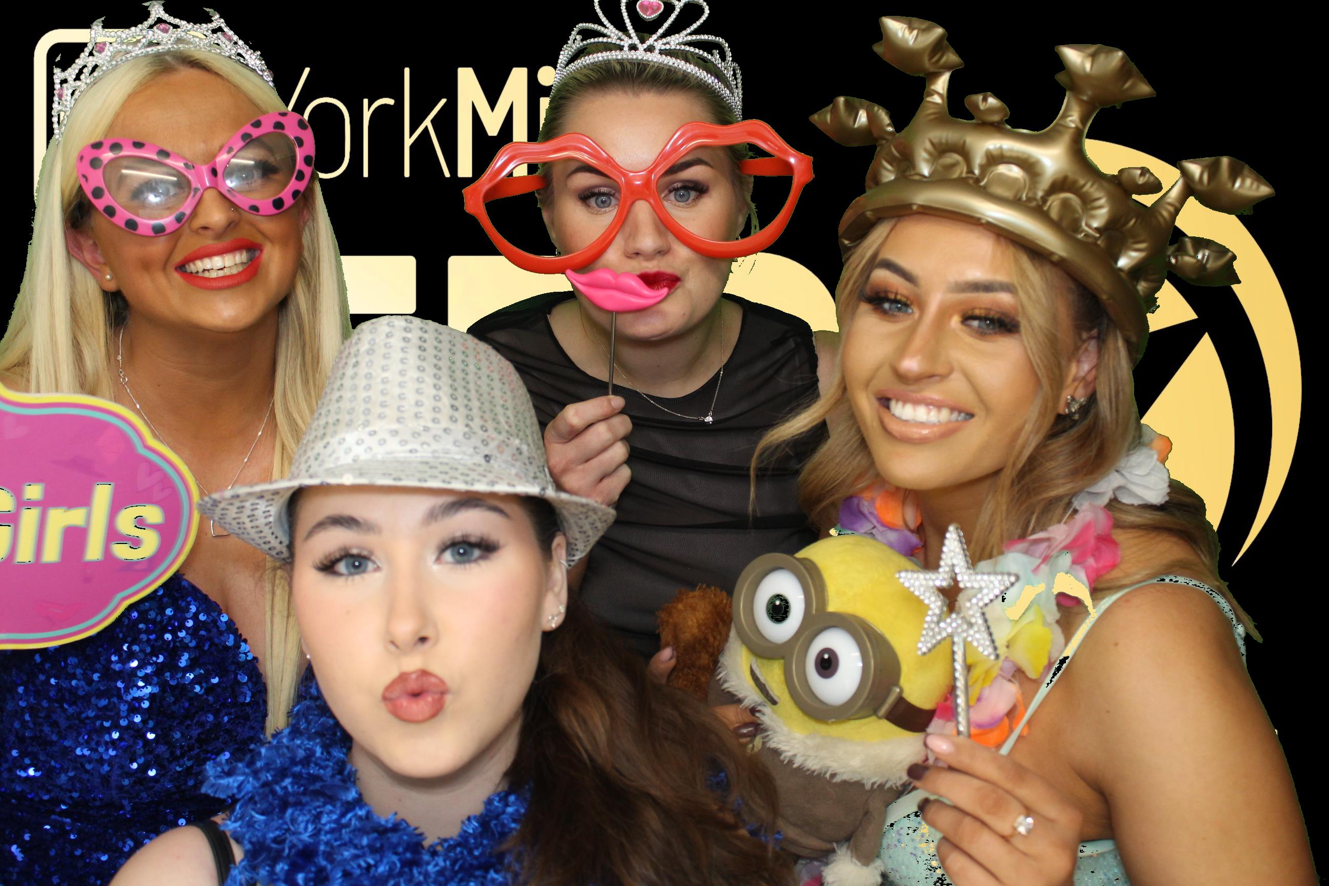 YORKMIX HERO AWARDS 2023 | View more photos from the event at gallery.omegaphotobooths.co.uk/u/Omega-Photobooths/YORKMIX-HERO-AWARDS-2023