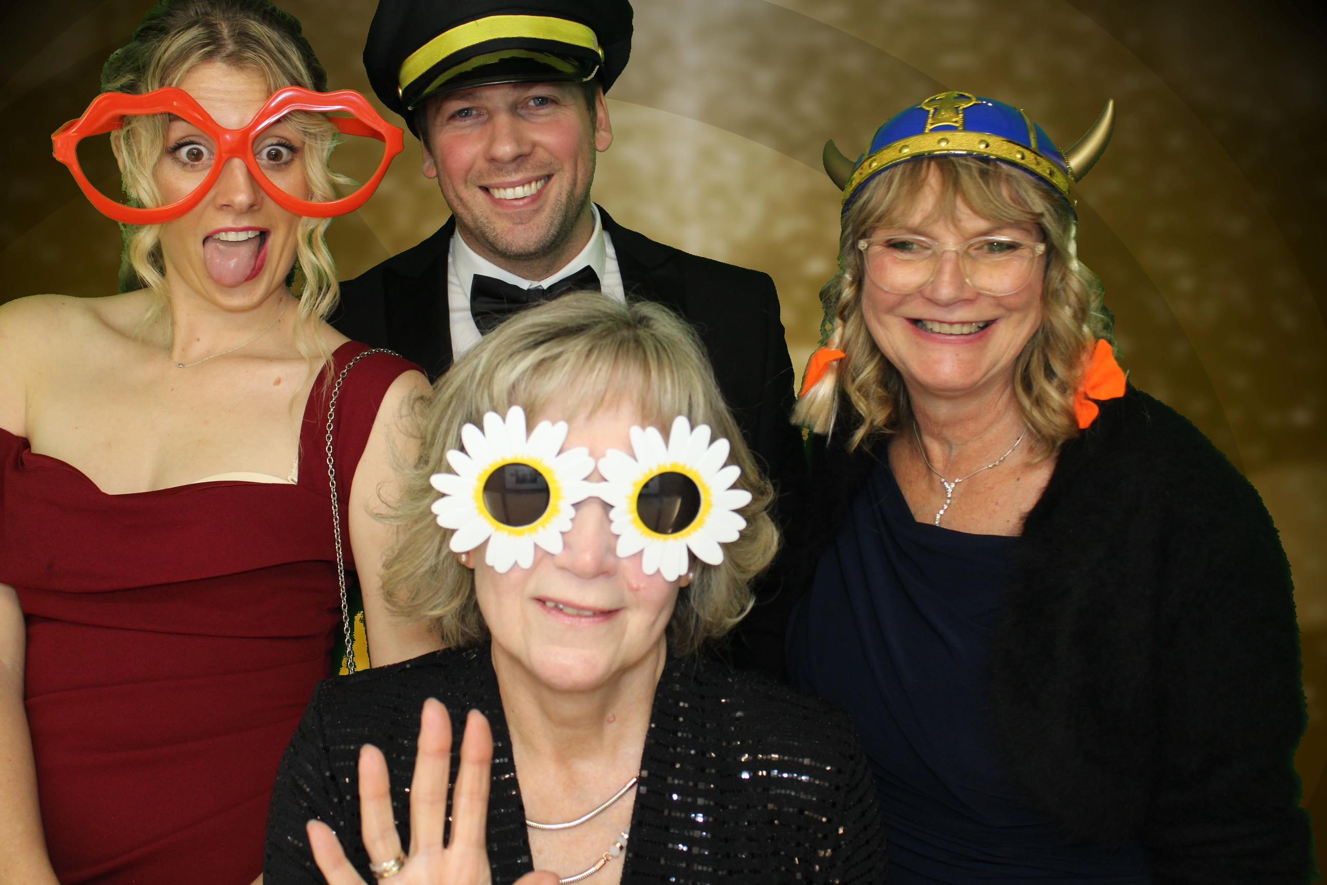 YORKMIX HERO AWARDS 2023 | View more photos from the event at gallery.omegaphotobooths.co.uk/u/Omega-Photobooths/YORKMIX-HERO-AWARDS-2023