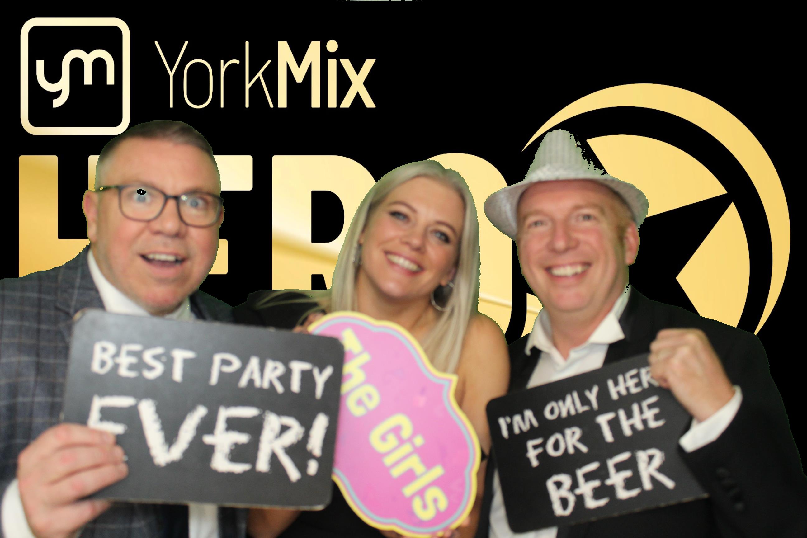 YORKMIX HERO AWARDS 2023 | View more photos from the event at gallery.omegaphotobooths.co.uk/u/Omega-Photobooths/YORKMIX-HERO-AWARDS-2023